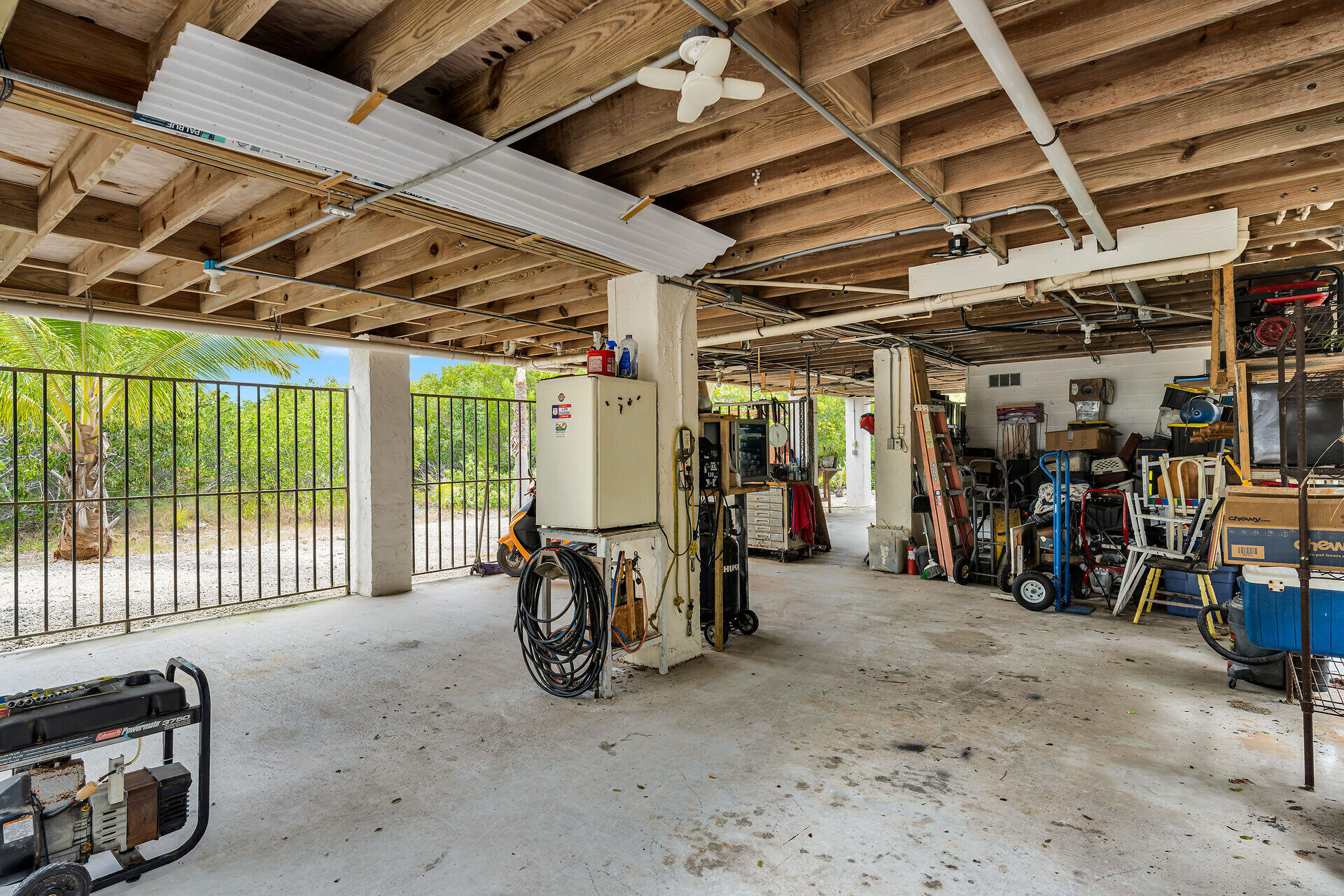 175 E Cahill Court