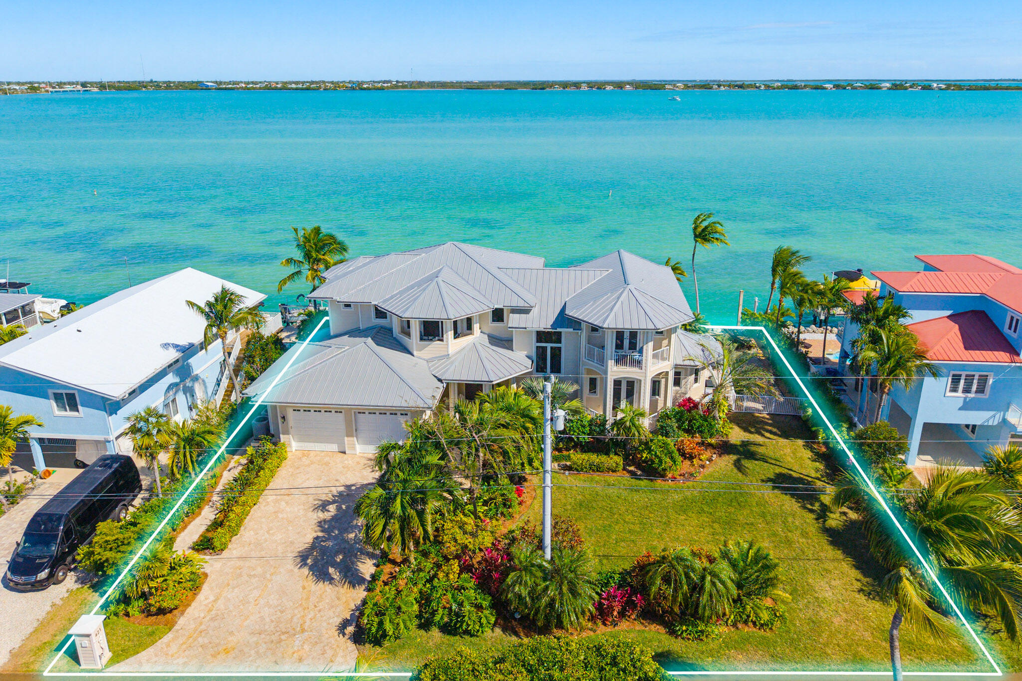 421 La Fitte Road