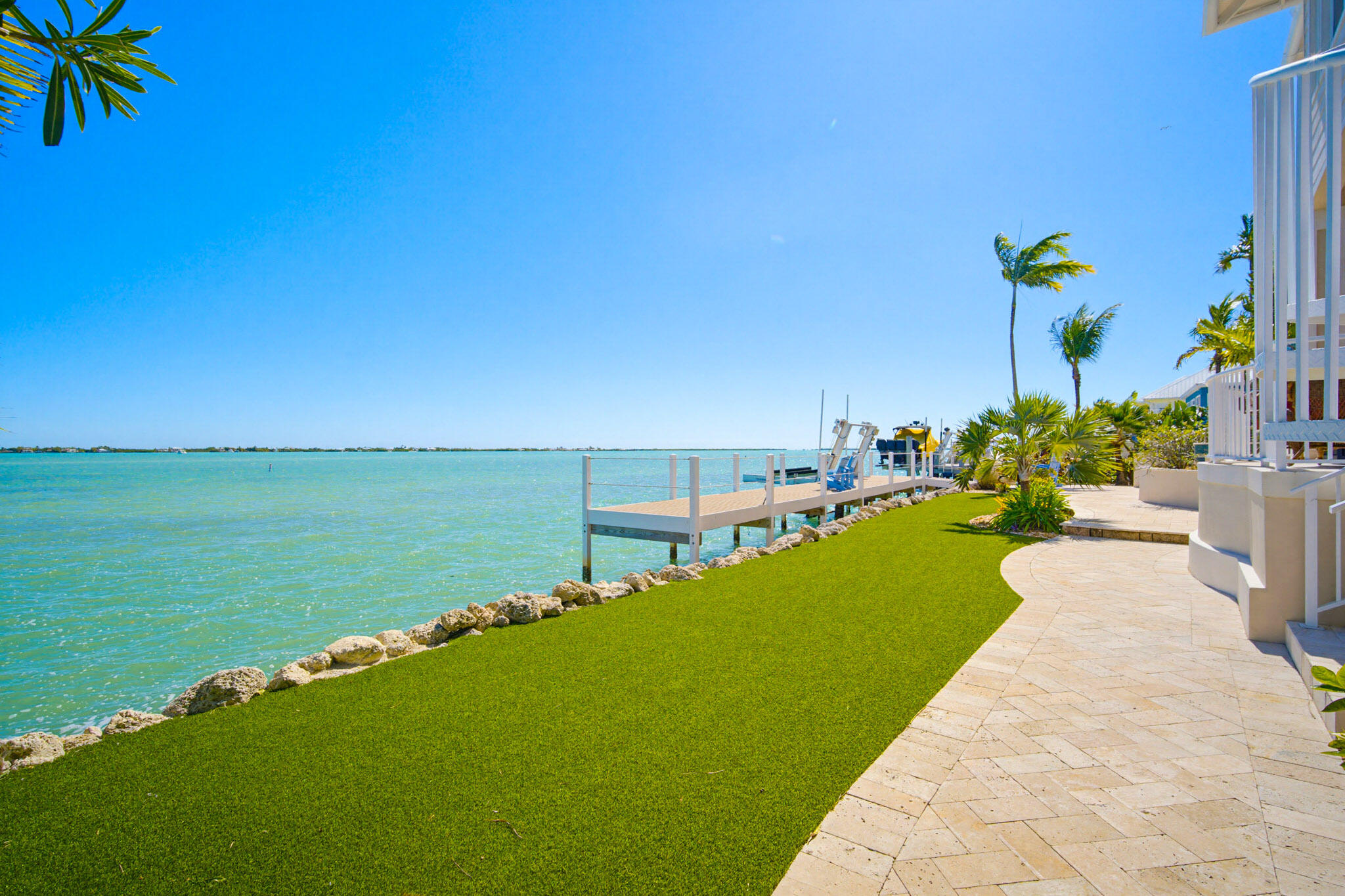 421 La Fitte Road