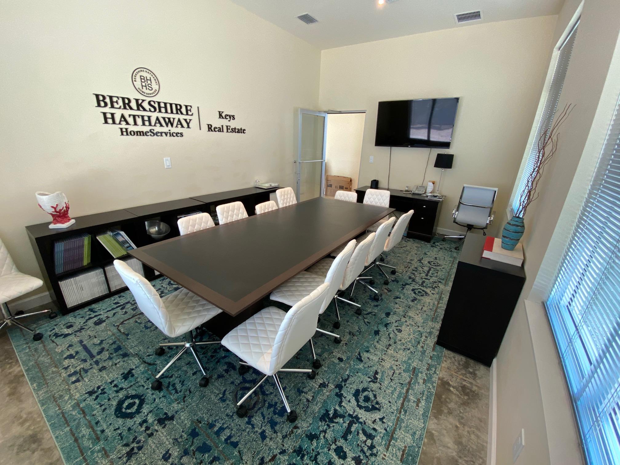 9141 Overseas Highway Office 4