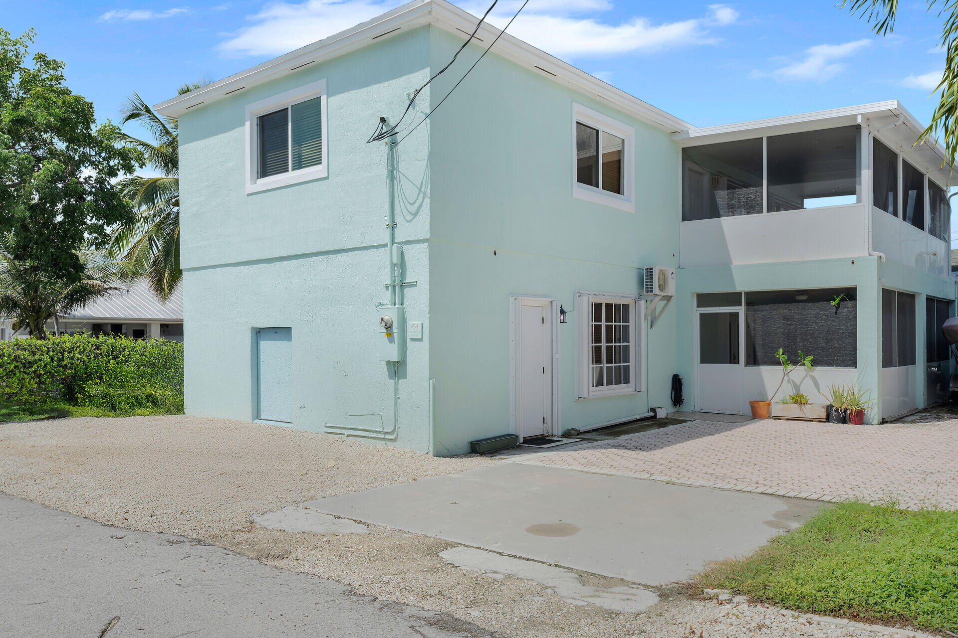 64 Coconut Drive