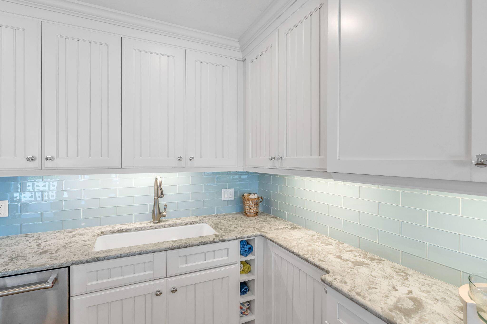 755 W Ocean Drive 7