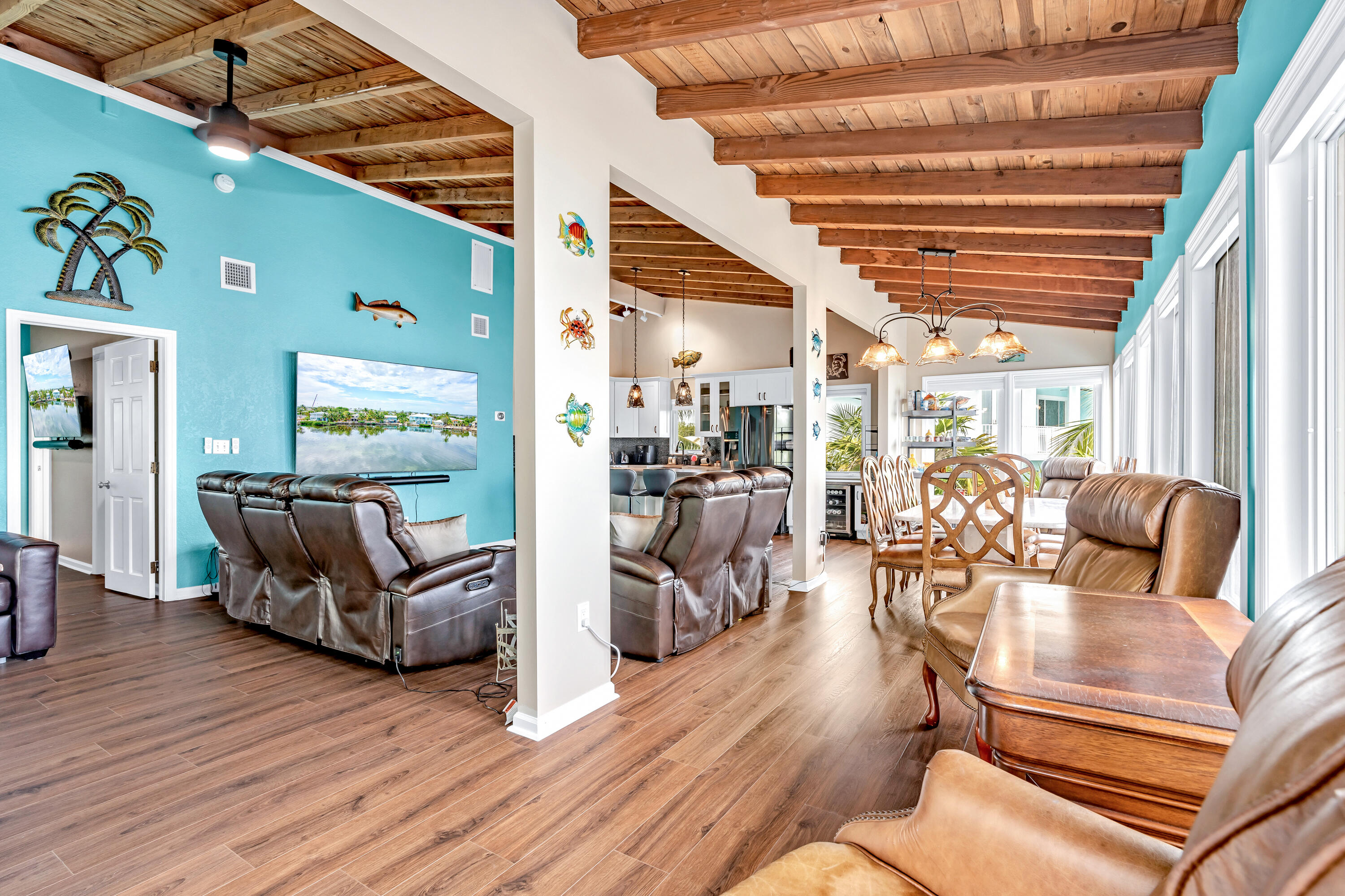 831 W Indies Drive