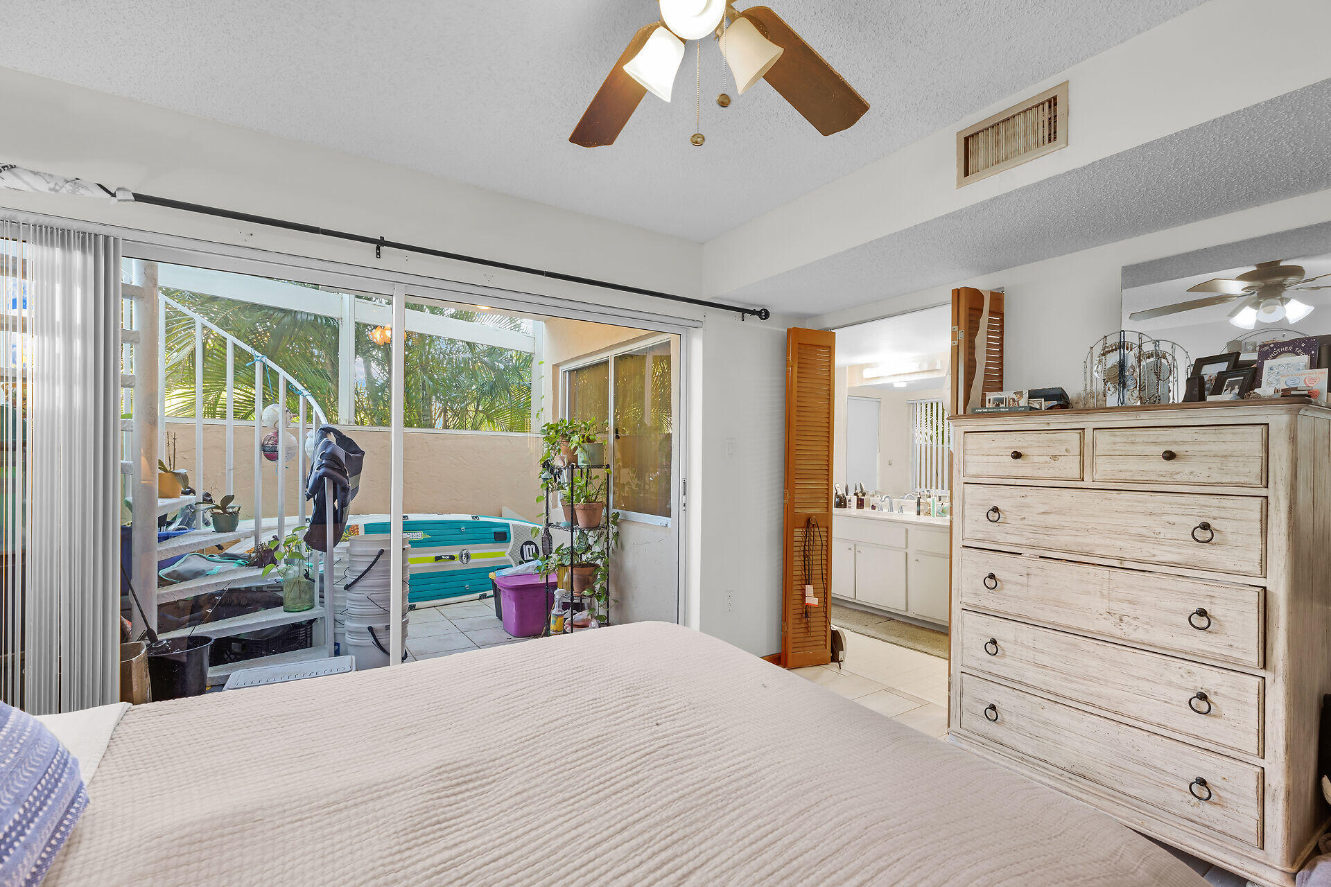 80450 Overseas Highway APT 106