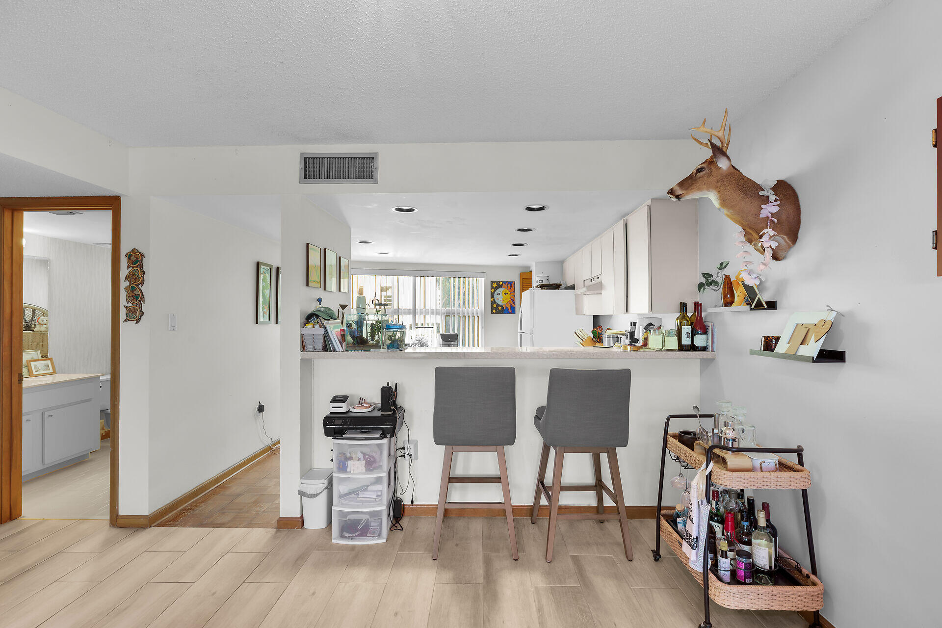80450 Overseas Highway APT 106