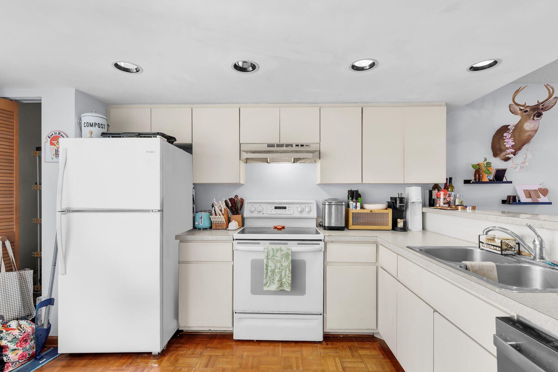 80450 Overseas Highway APT 106