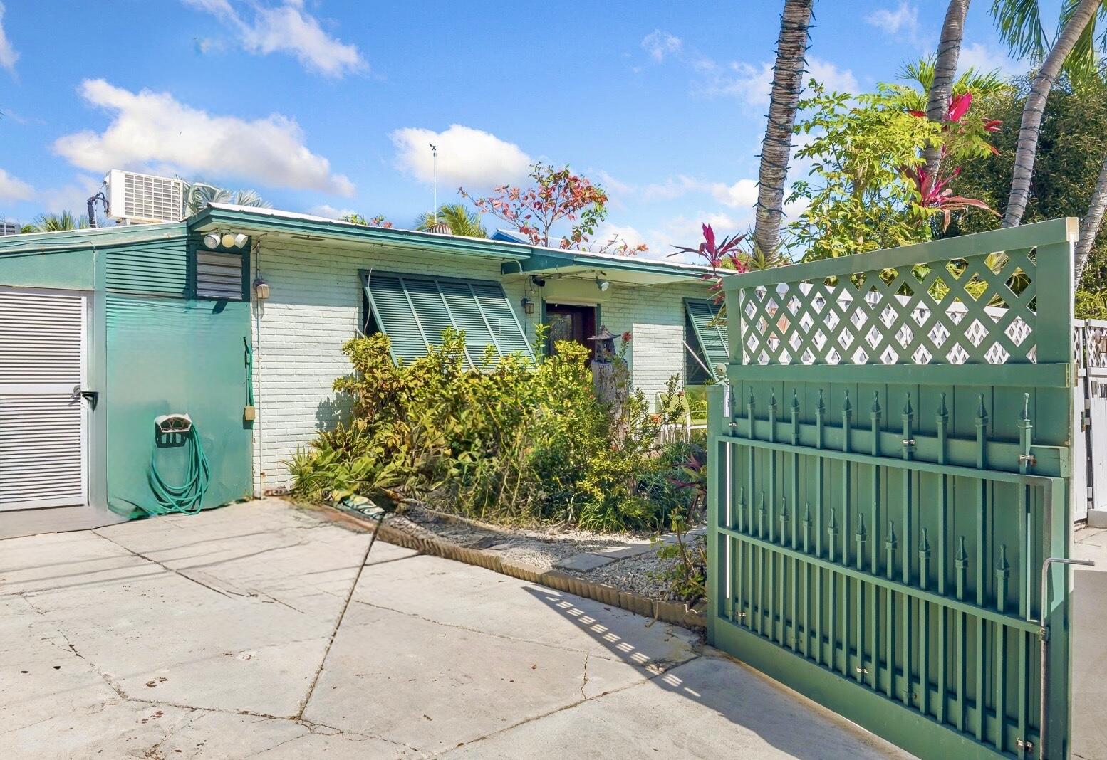 1713 Rose Street