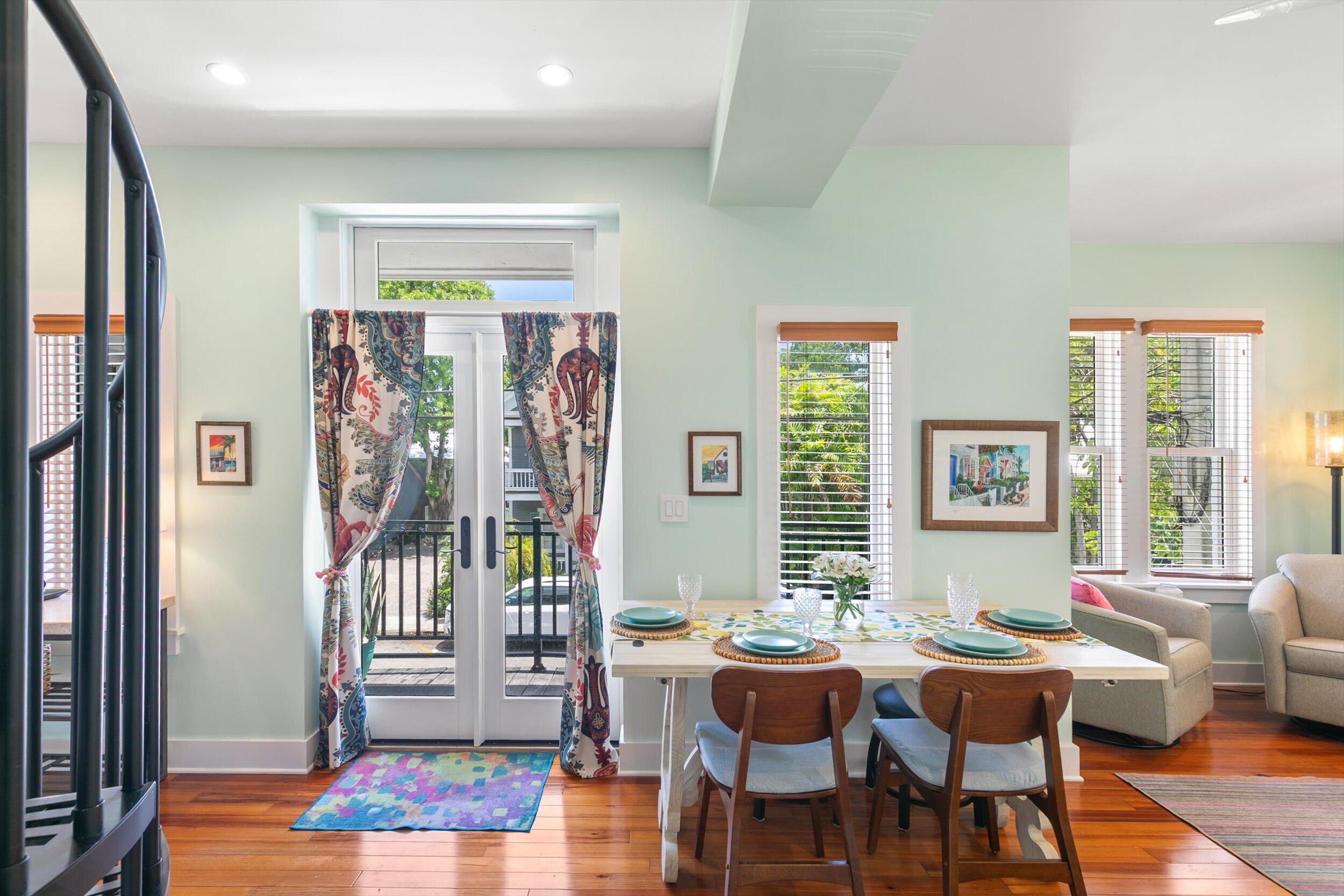 617 Fleming Street APT 4