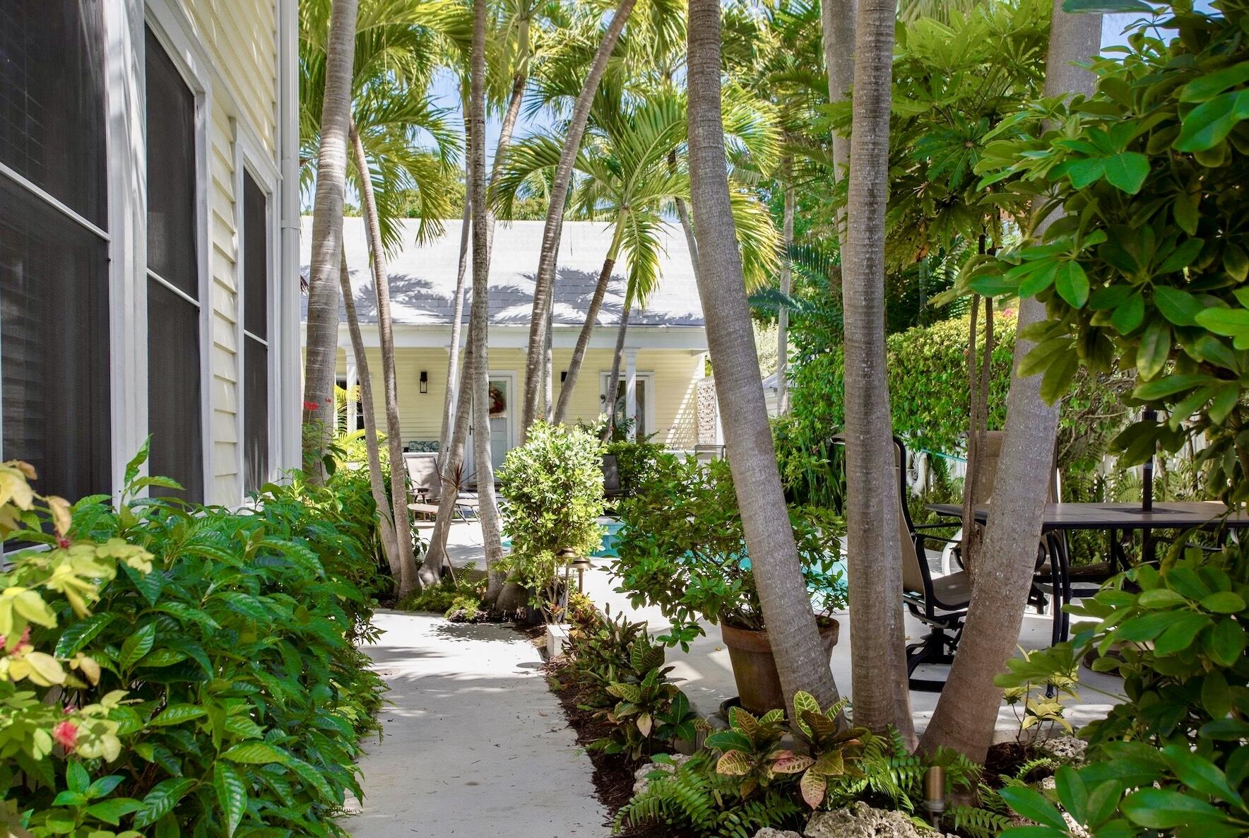 617 Fleming Street APT 4