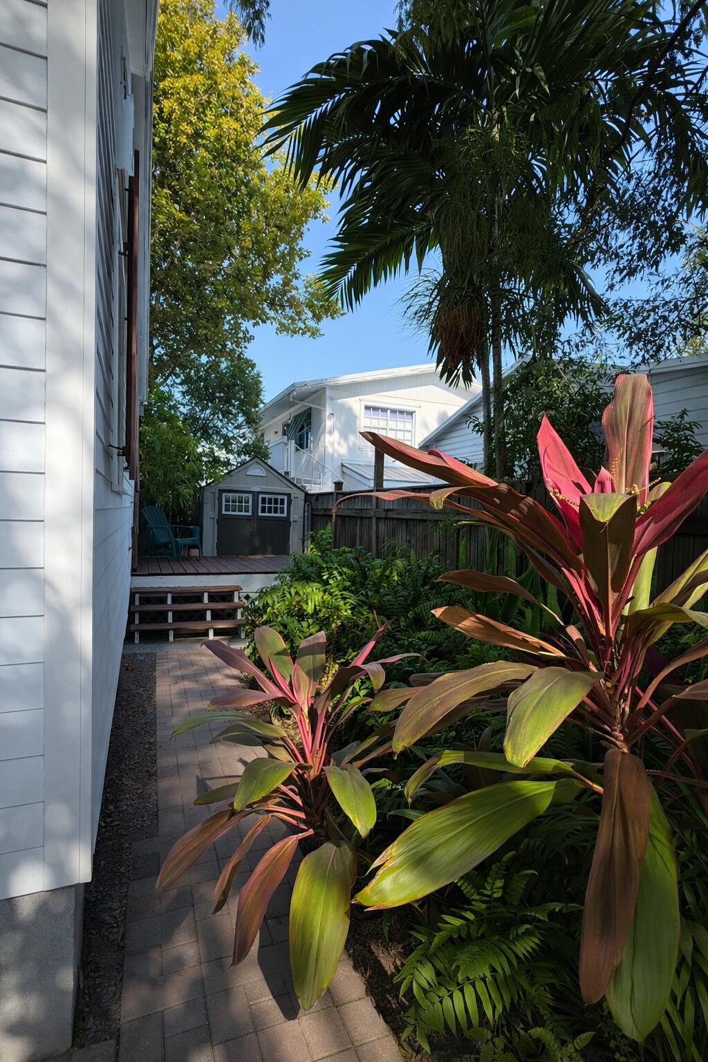 322 Southard Street