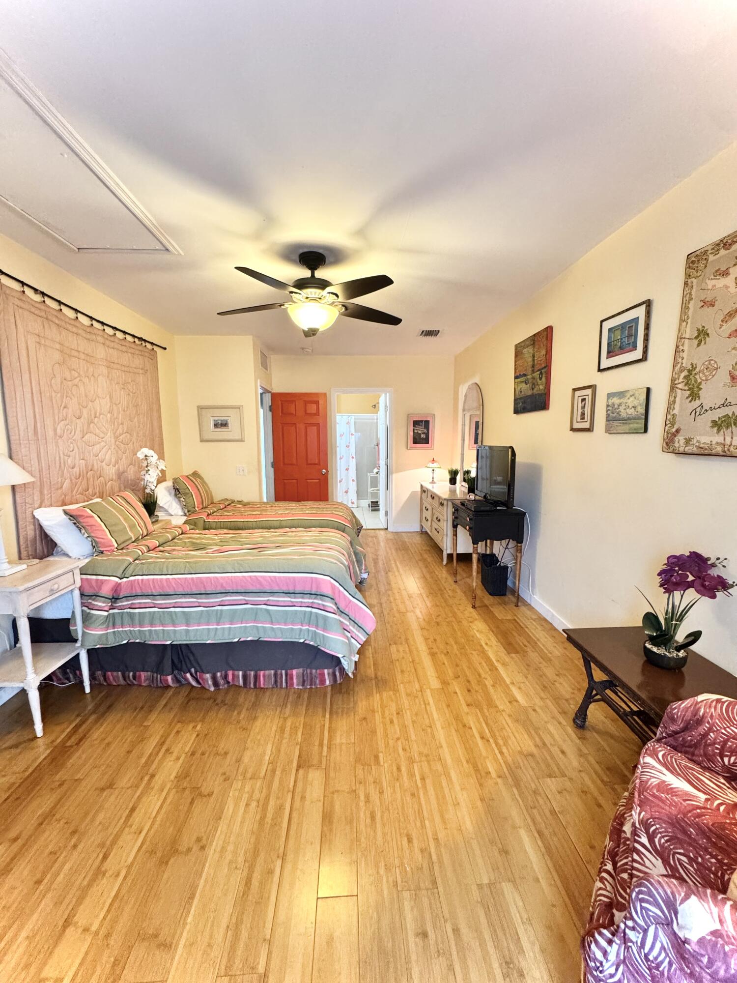 322 Southard Street