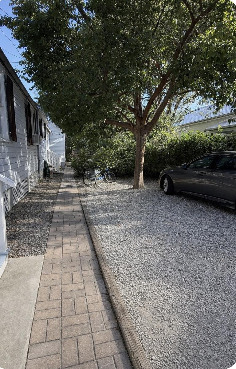 322 Southard Street