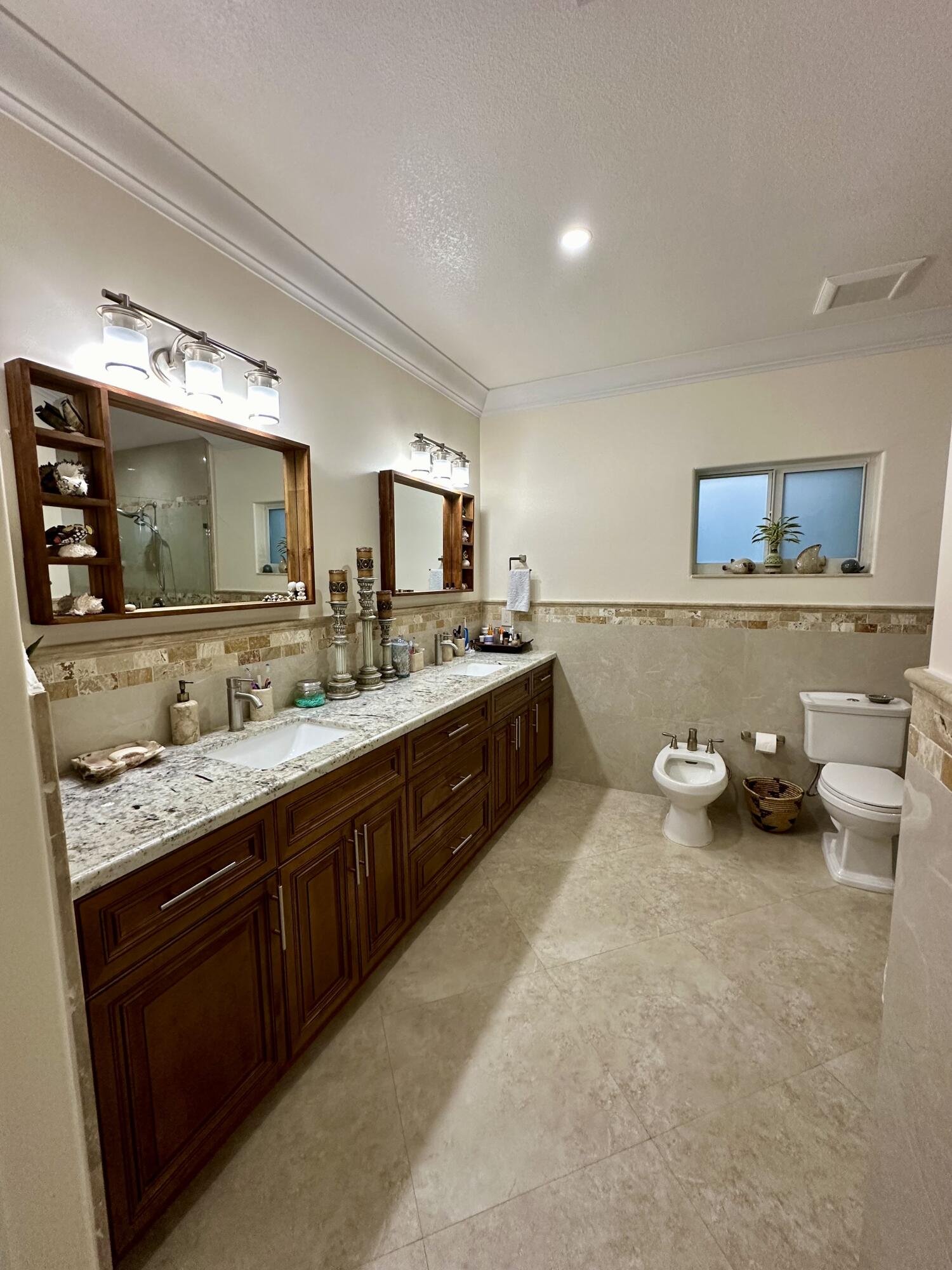 27 Abaco Road