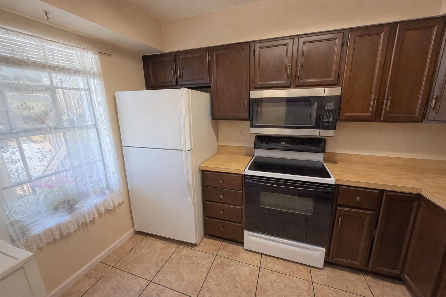 3314 Northside Drive 13 & 13A