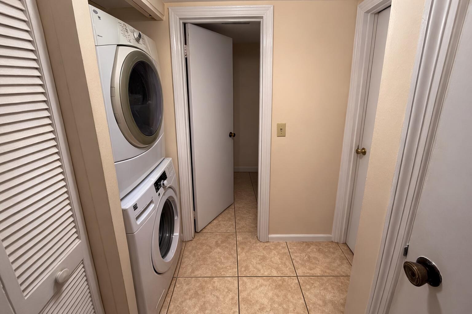 3314 Northside Drive 13 & 13A