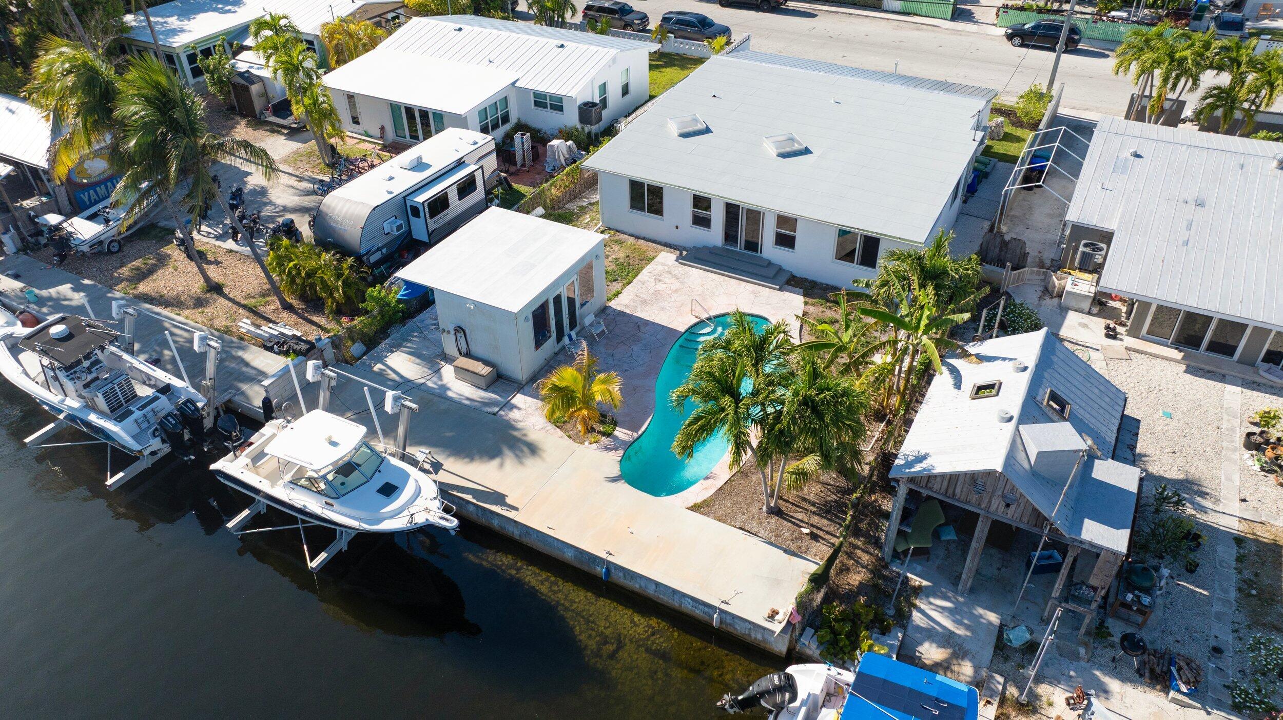 2924 Riviera Drive