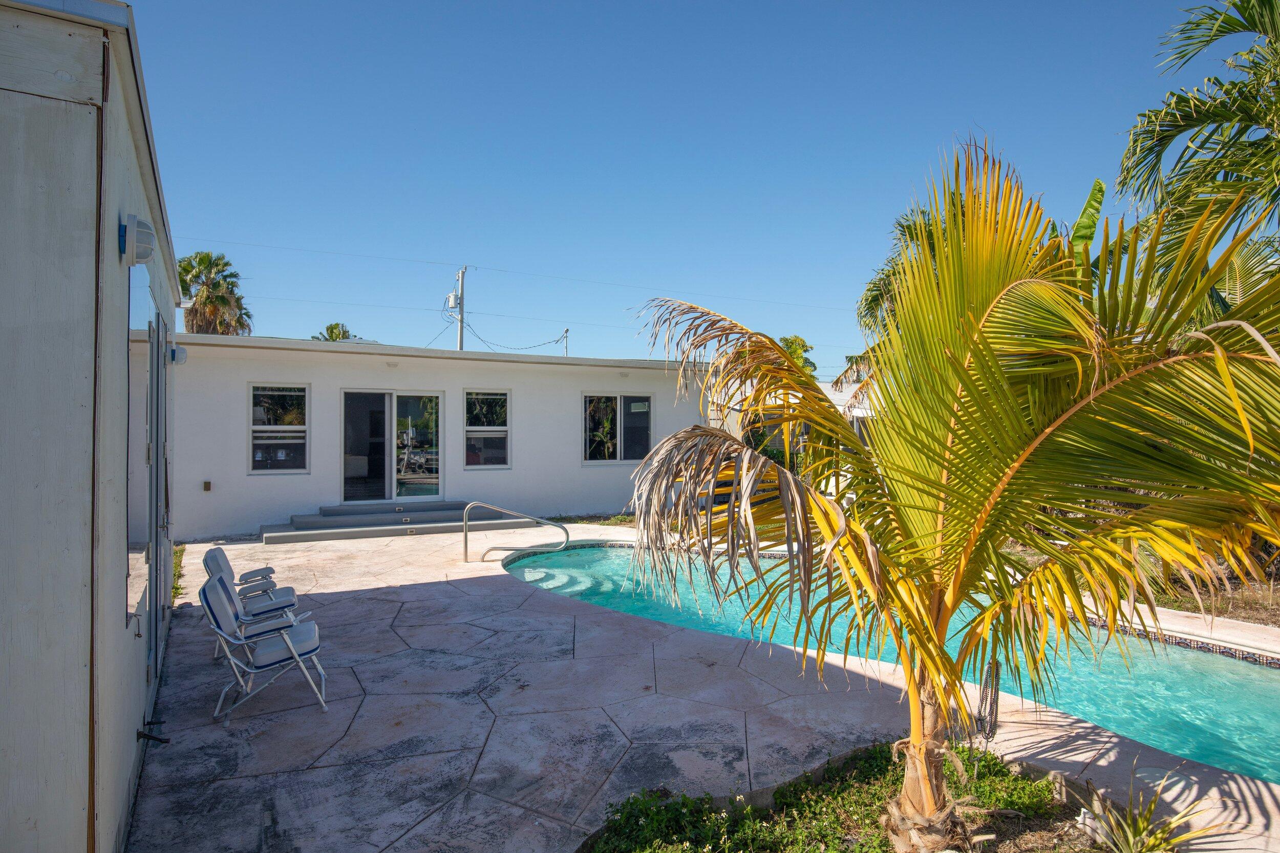 2924 Riviera Drive