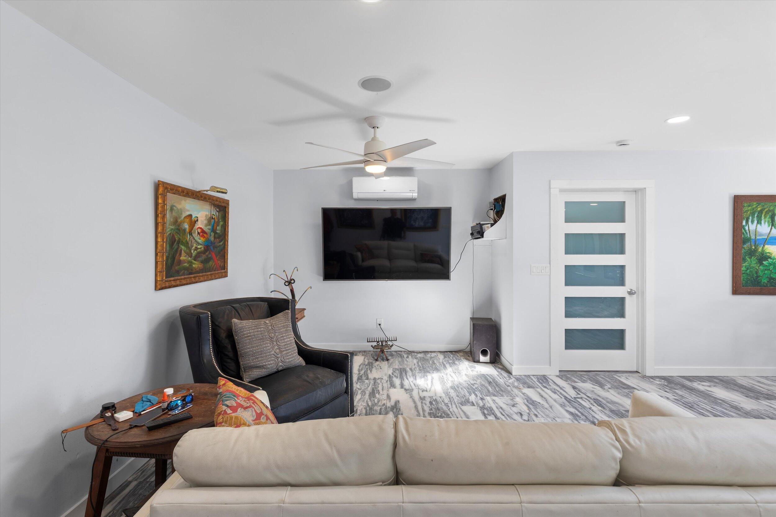 2924 Riviera Drive