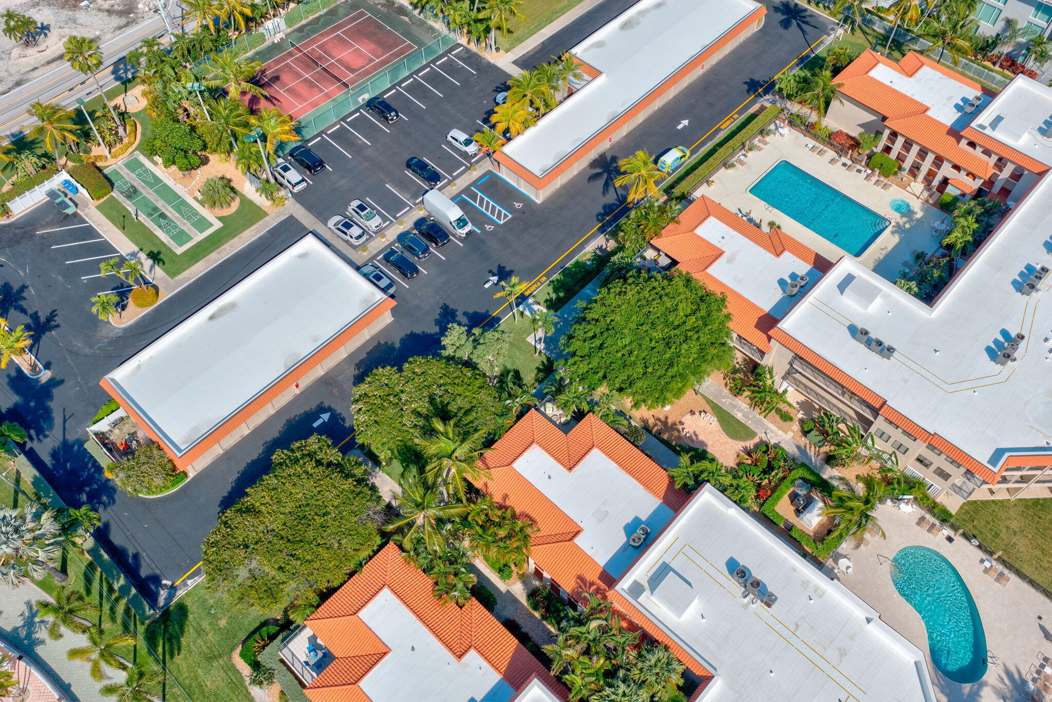 1001 W Ocean Drive 1-204