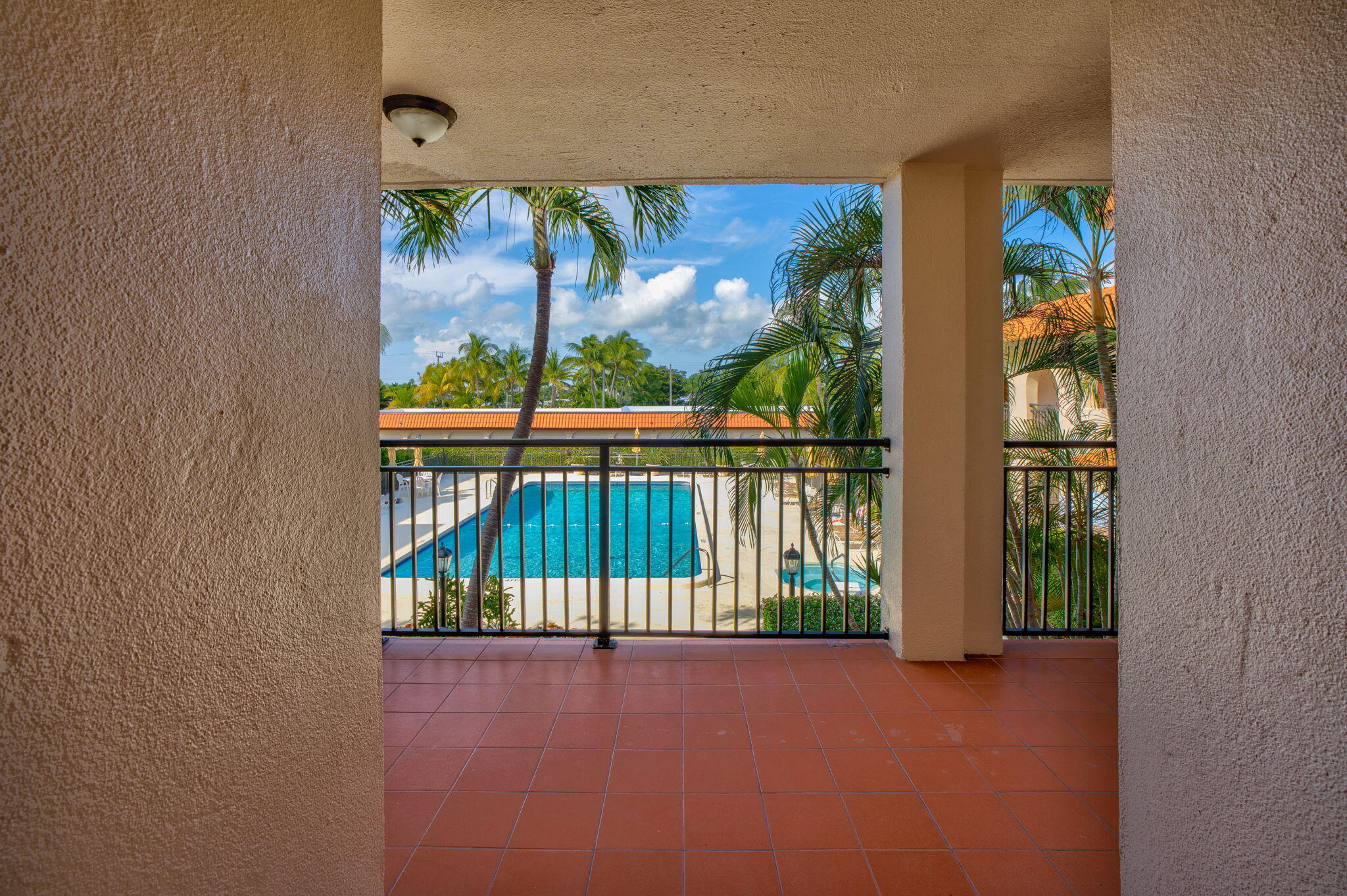 1001 W Ocean Drive 1-204