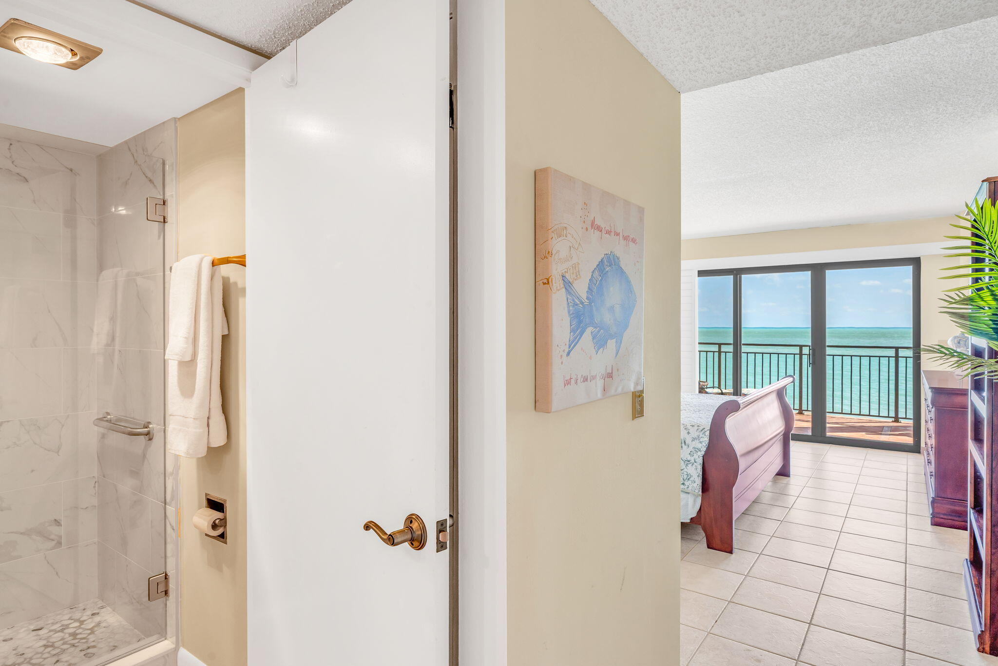 1001 W Ocean Drive 1-204