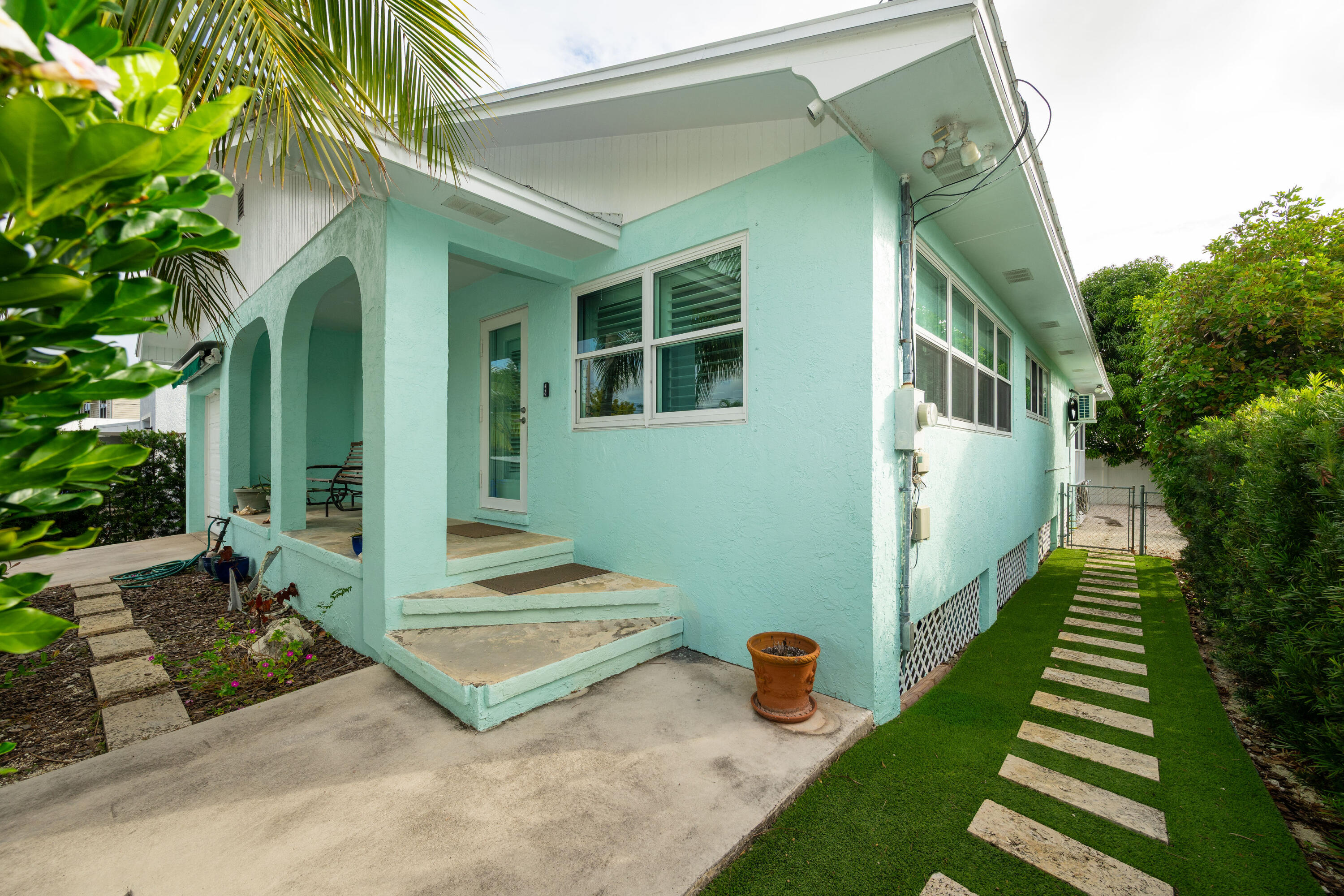 1613 Trinidad Drive