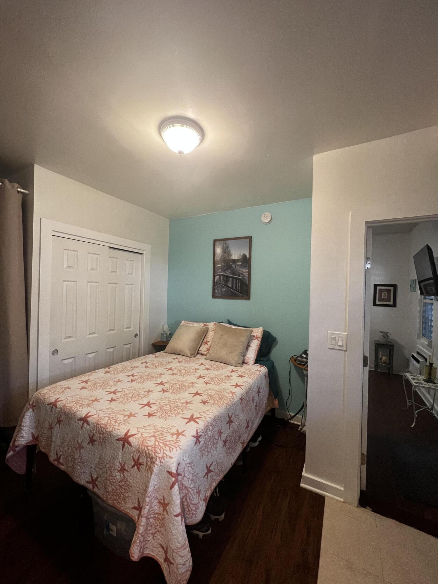 1830 Fogarty Avenue APT 4