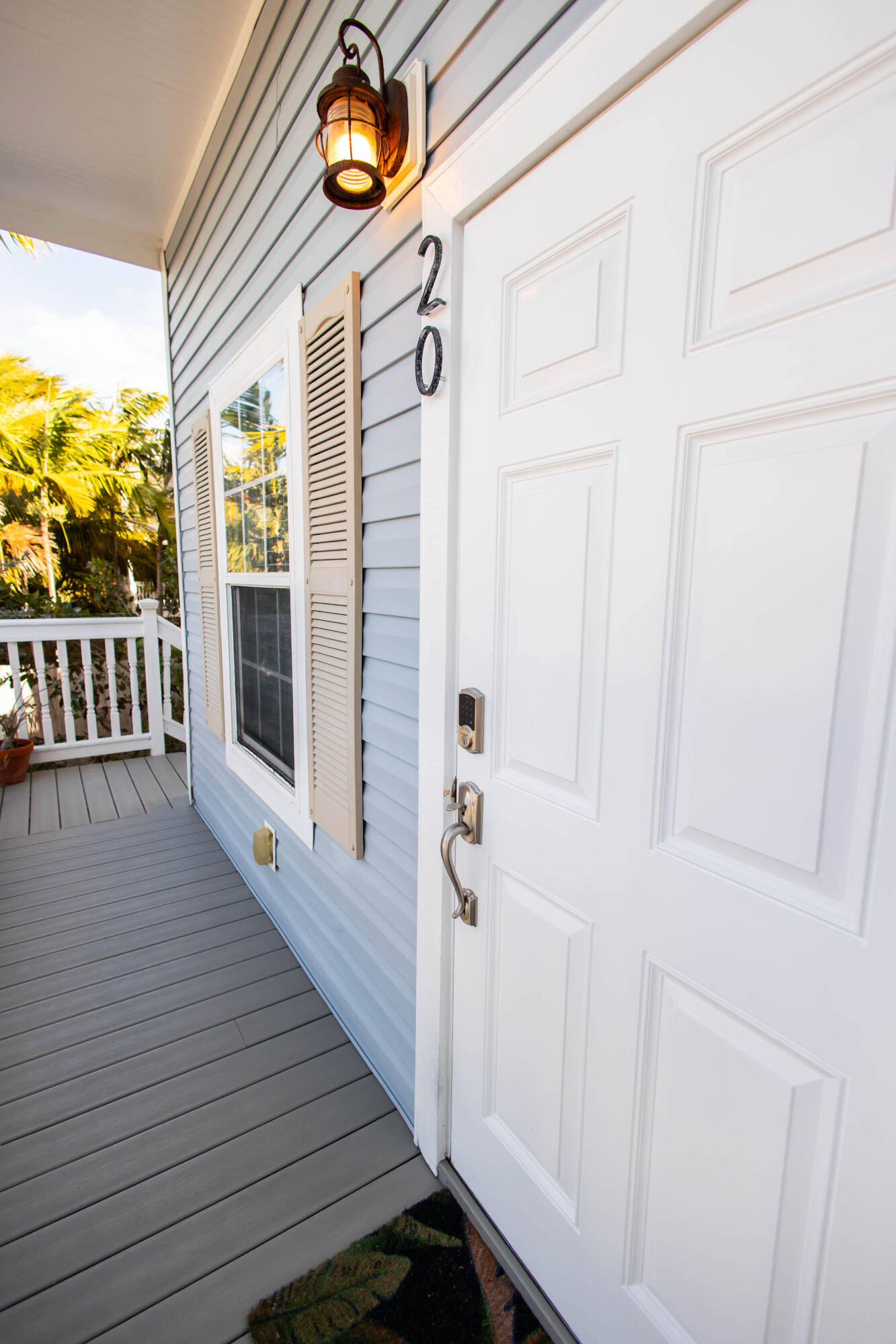 20 6th Avenue