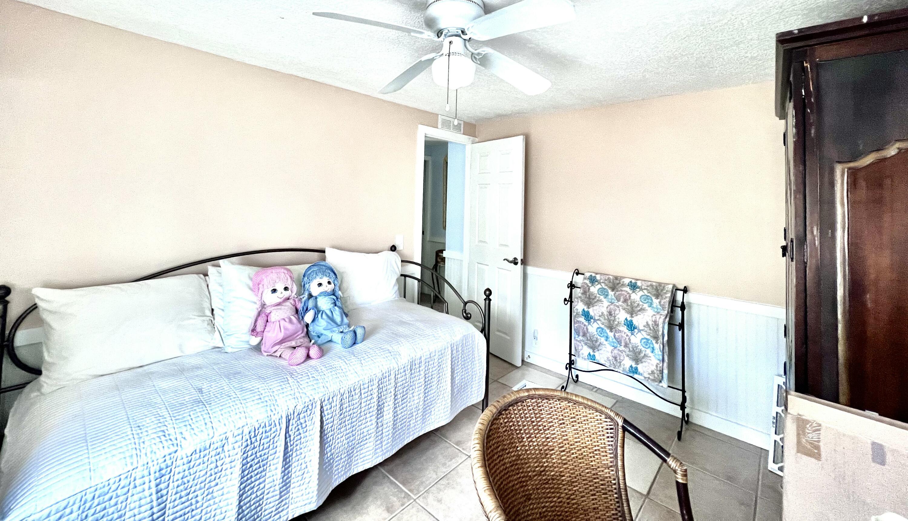 27970 Lobster Tail Trail