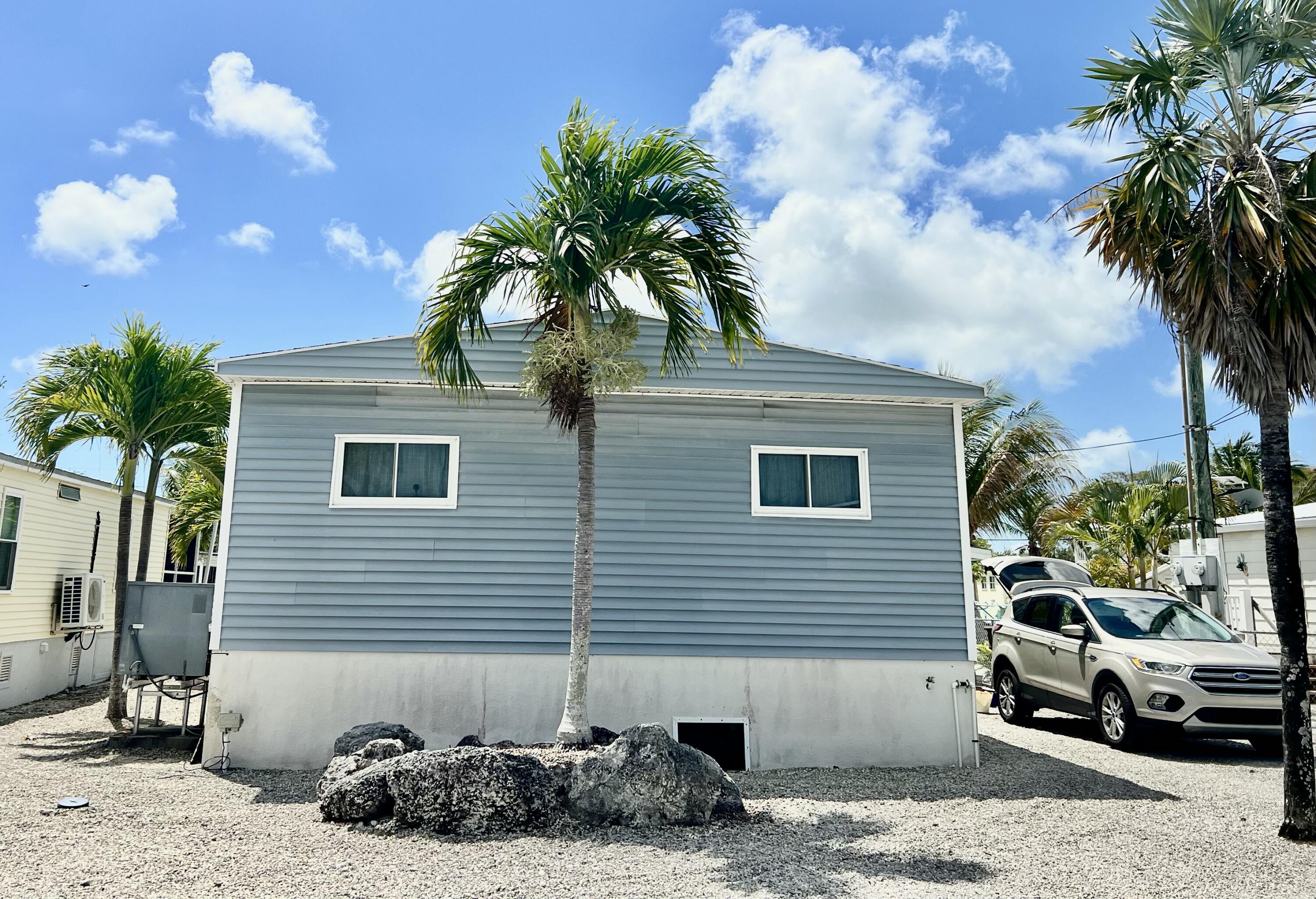 27970 Lobster Tail Trail