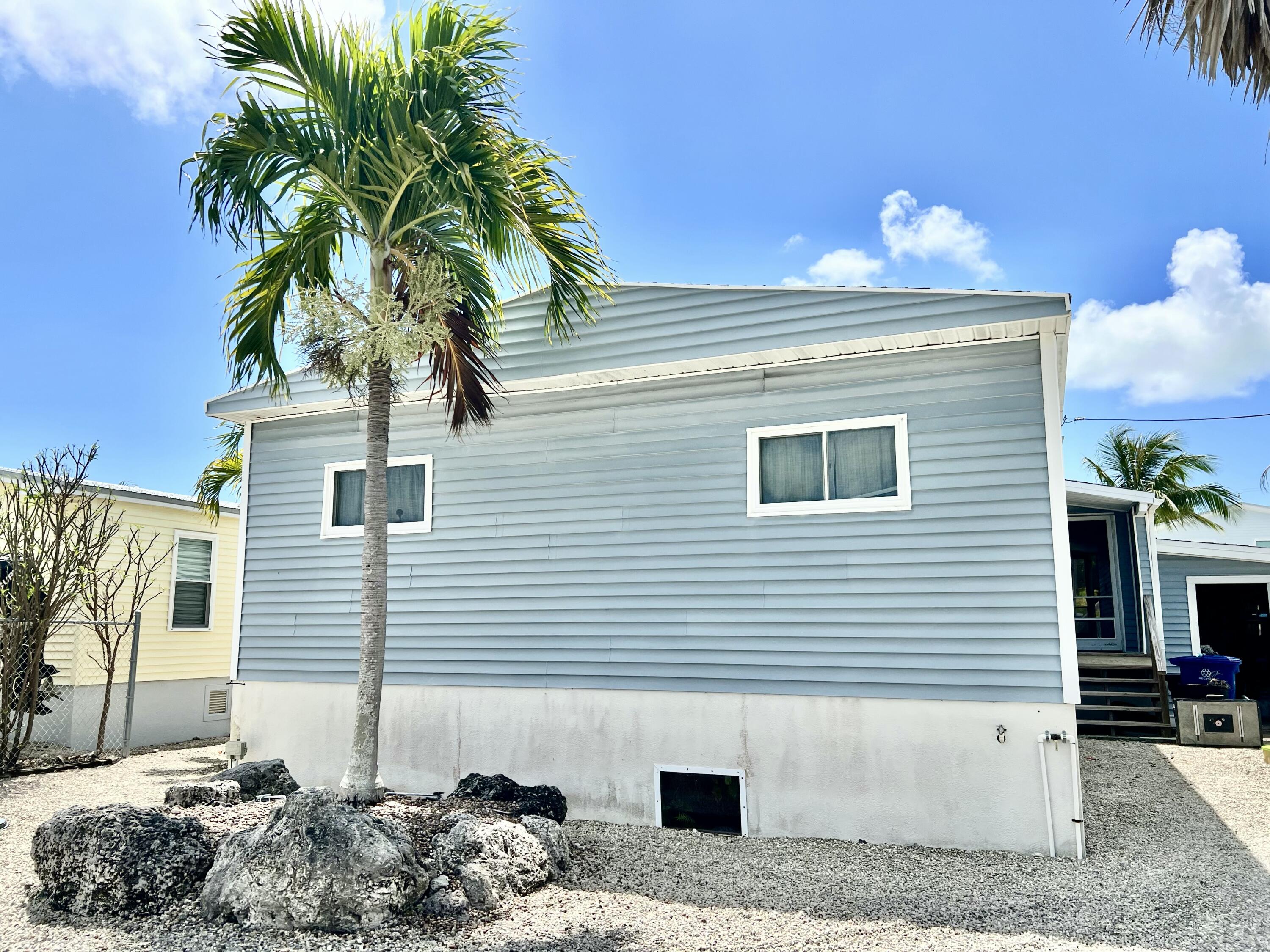27970 Lobster Tail Trail