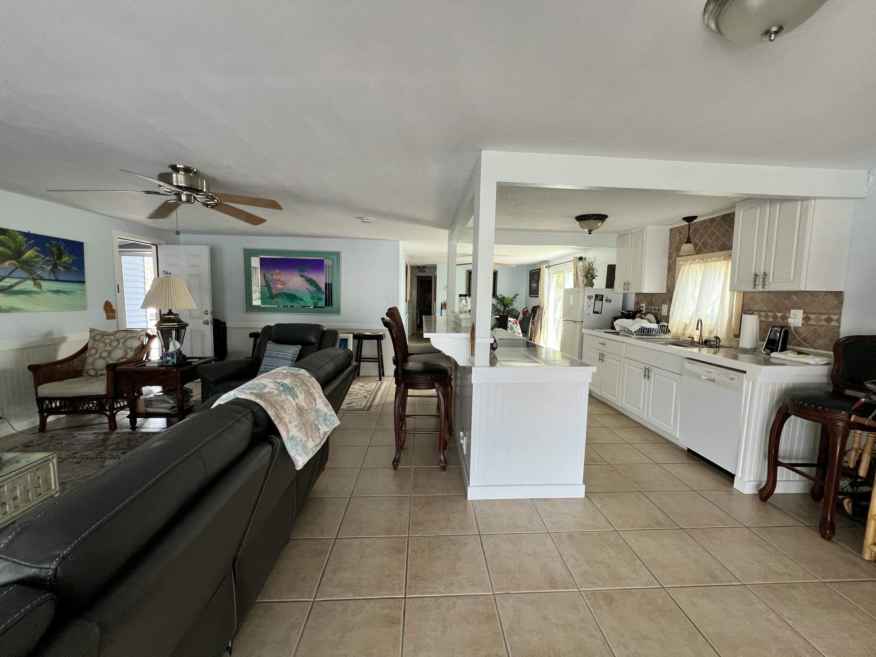 27970 Lobster Tail Trail