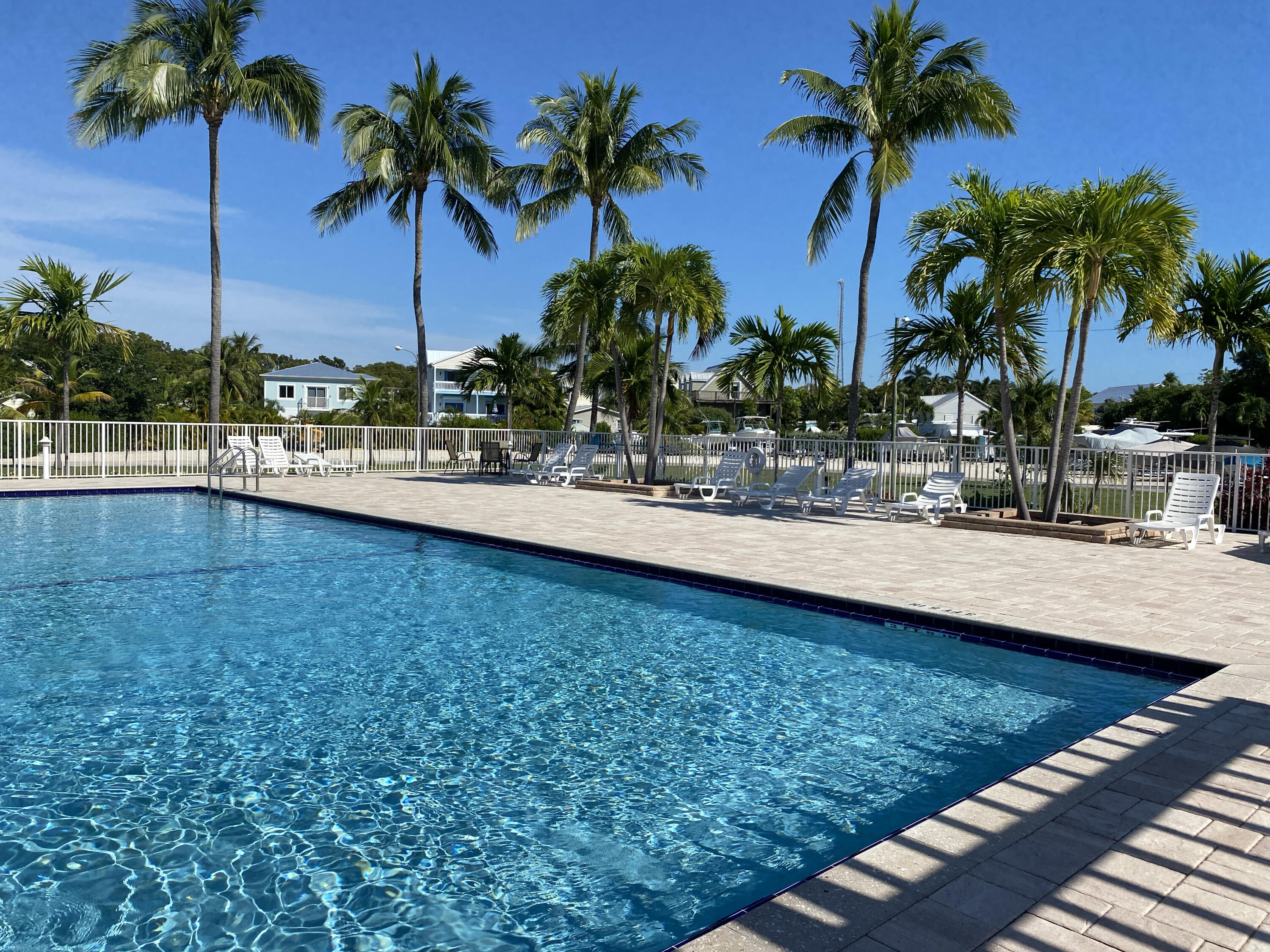 88540 Overseas Highway 503 + Boat Slip