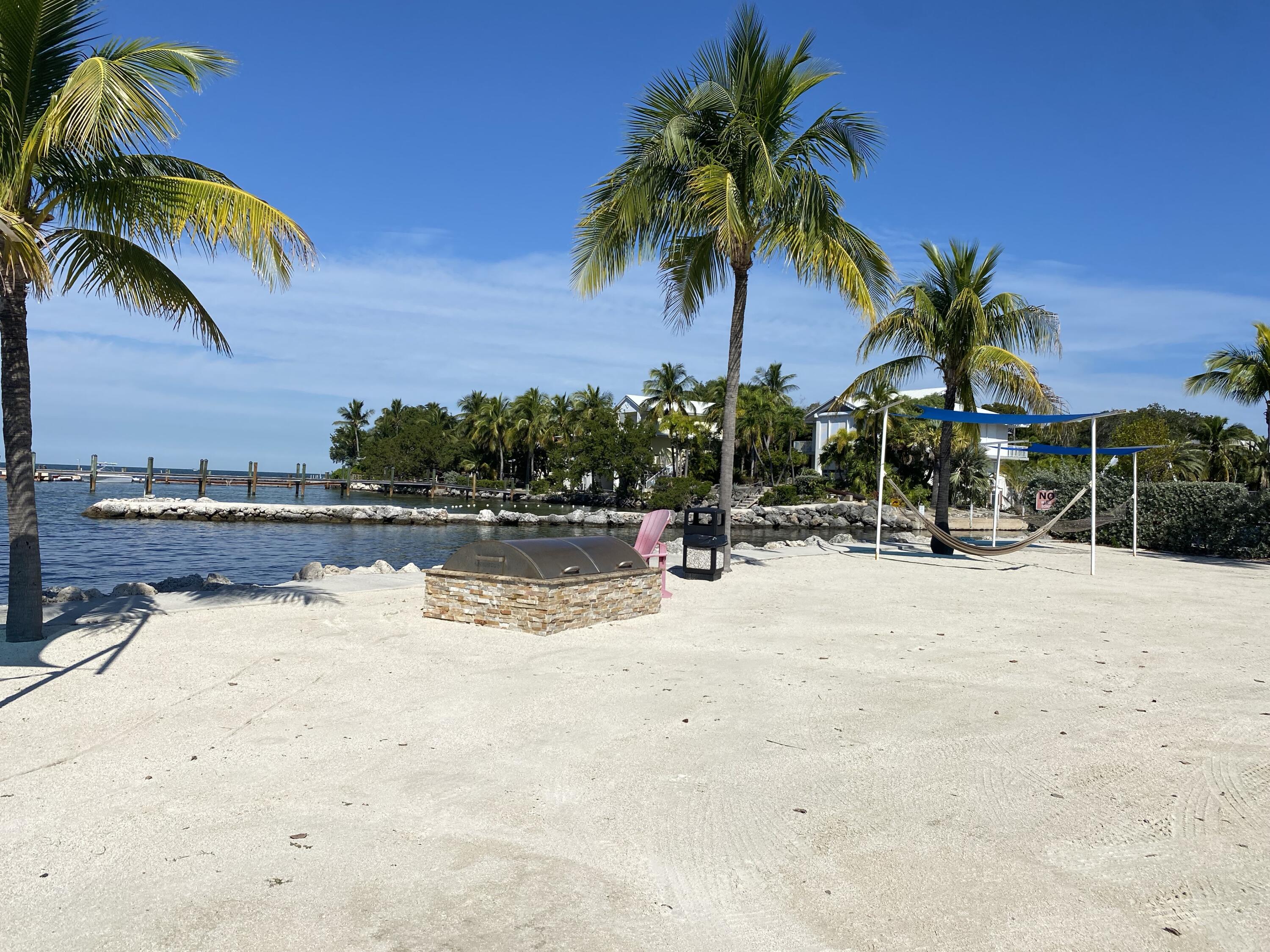 88540 Overseas Highway 503 + Boat Slip