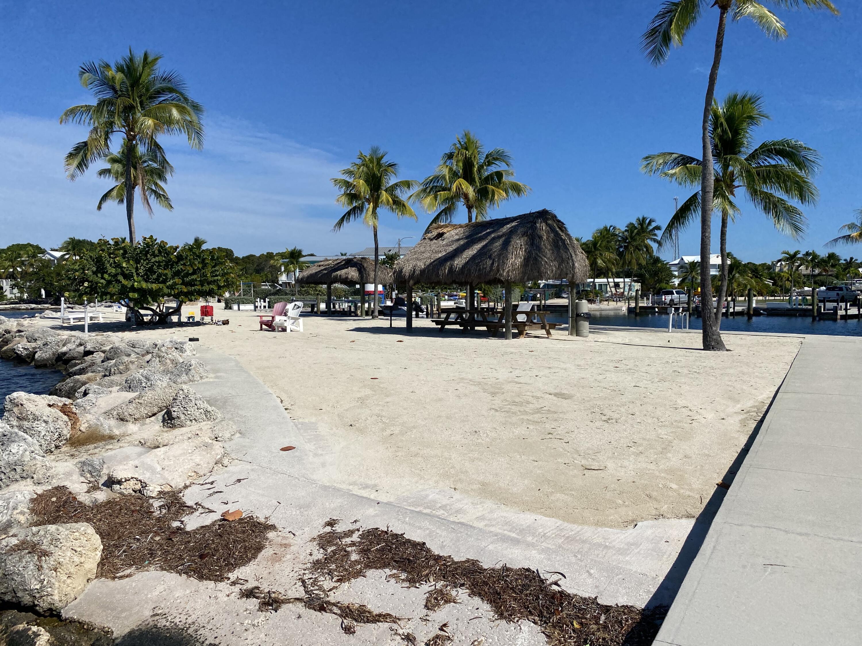 88540 Overseas Highway 503 + Boat Slip