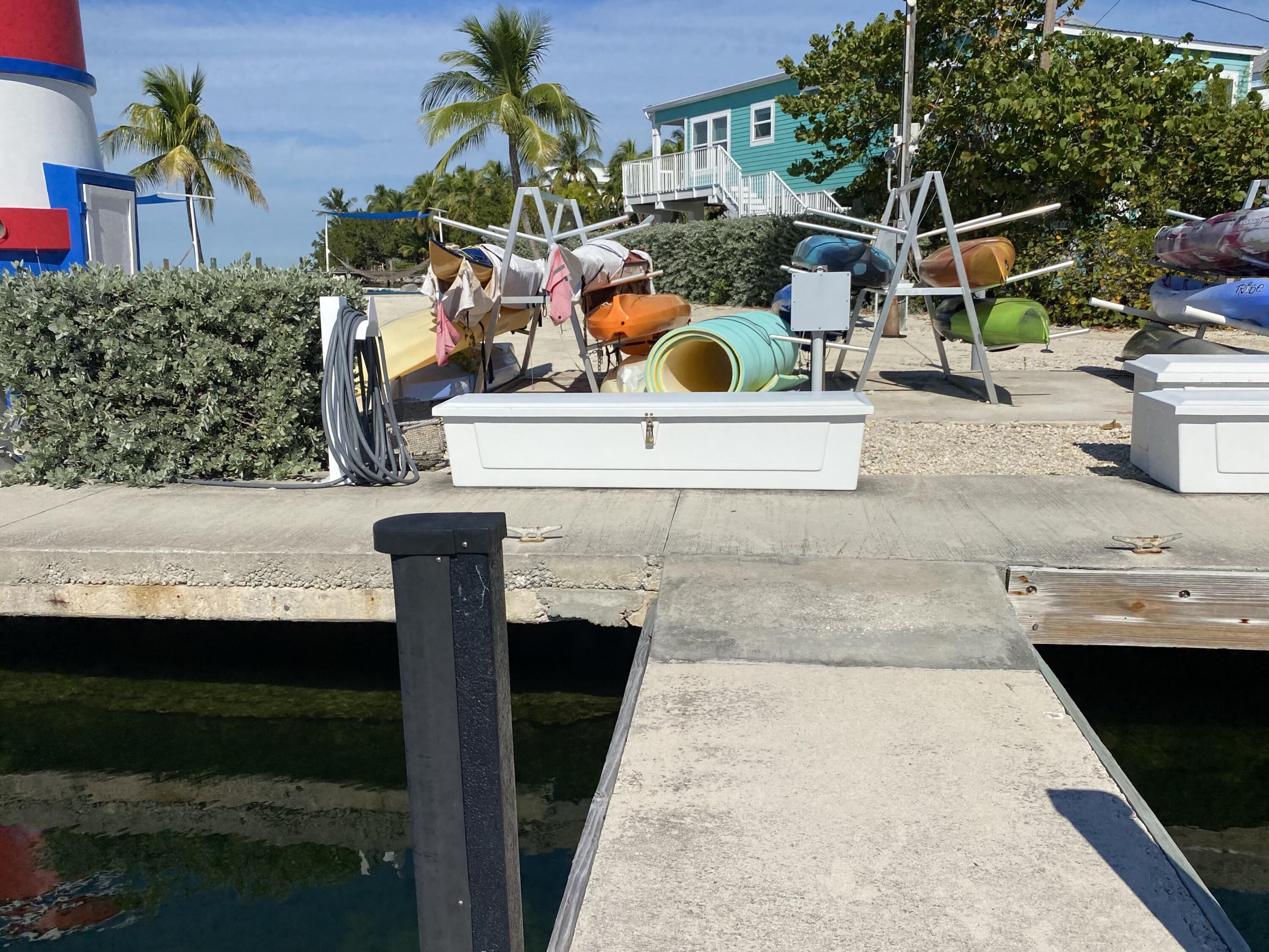 88540 Overseas Highway 503 + Boat Slip