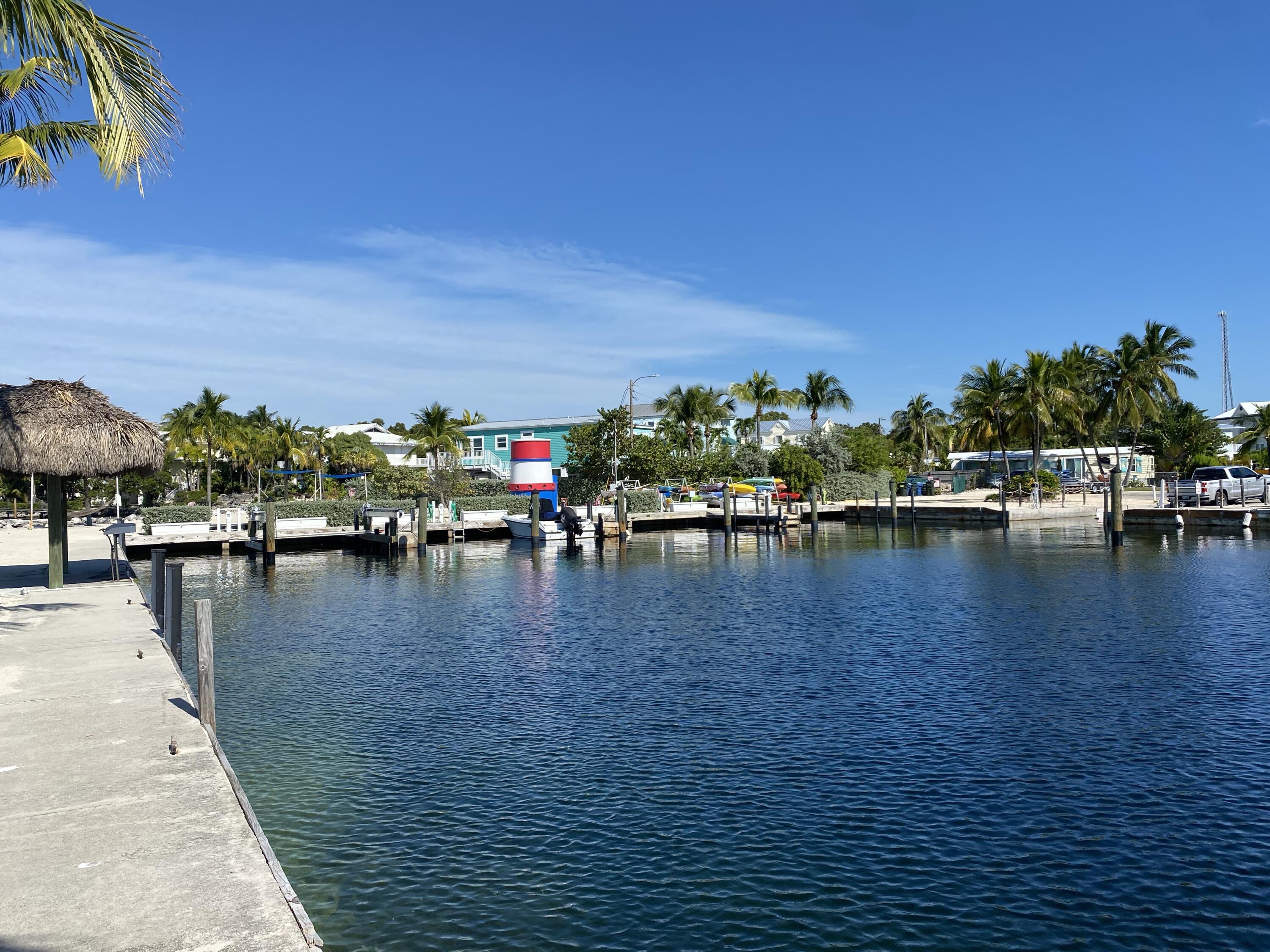 88540 Overseas Highway 503 + Boat Slip