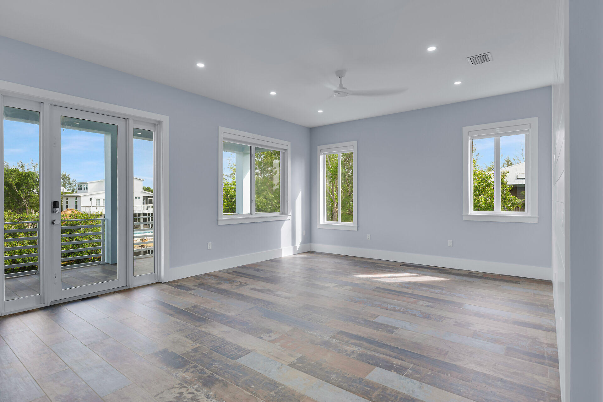 124 Venetian Way