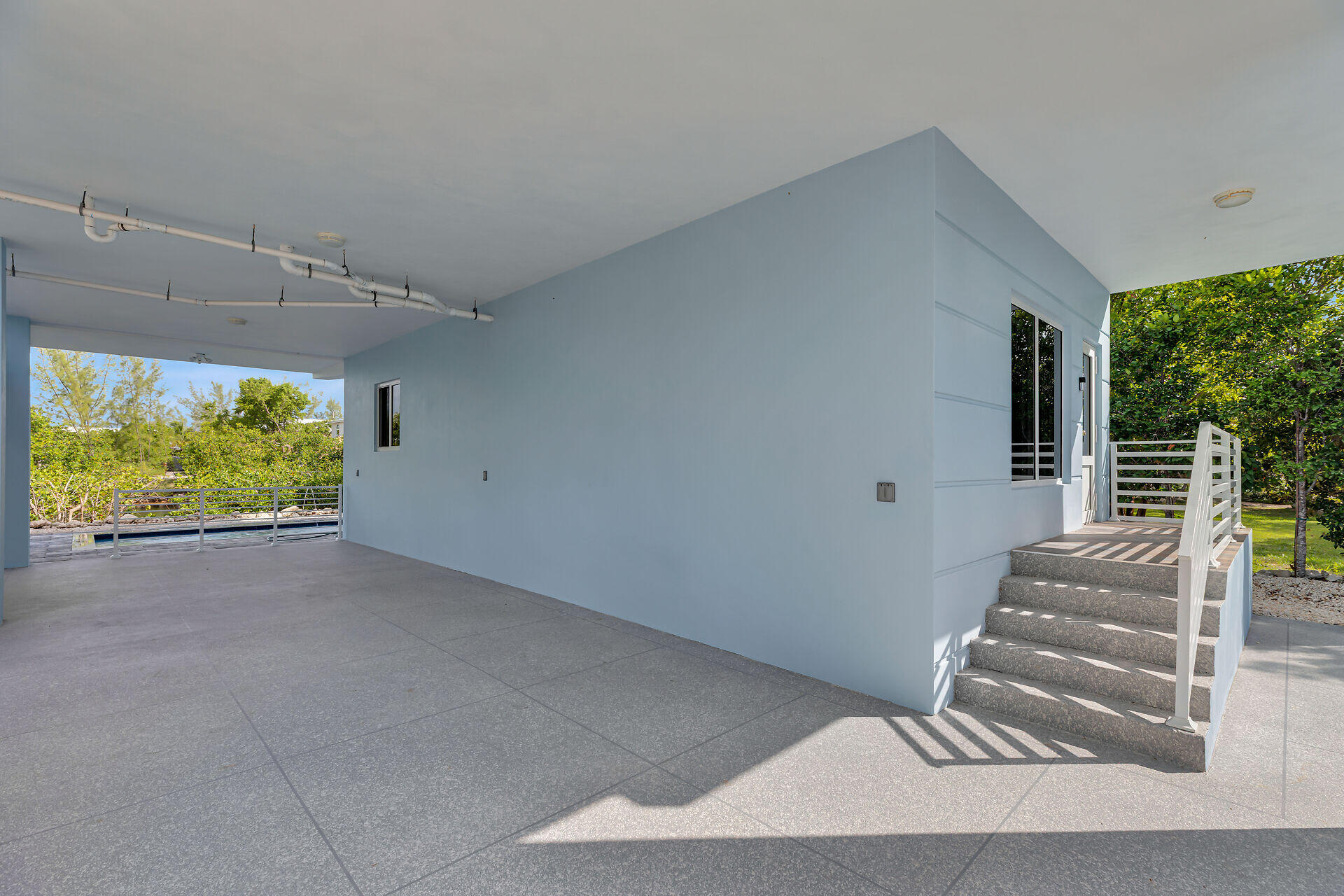 124 Venetian Way
