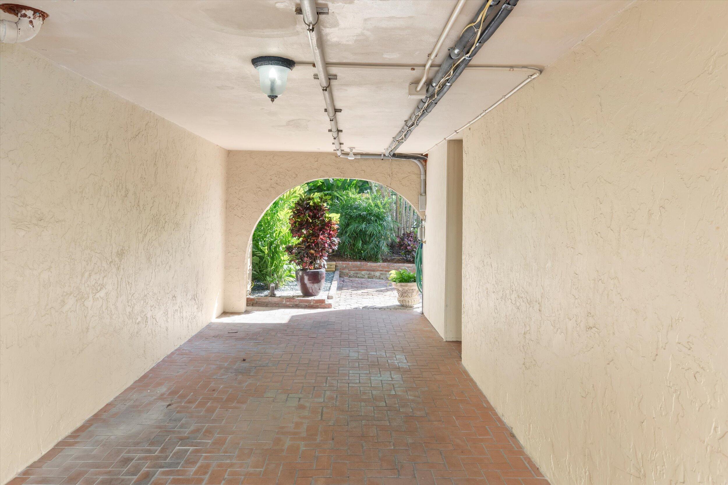 1616 Atlantic Boulevard 13