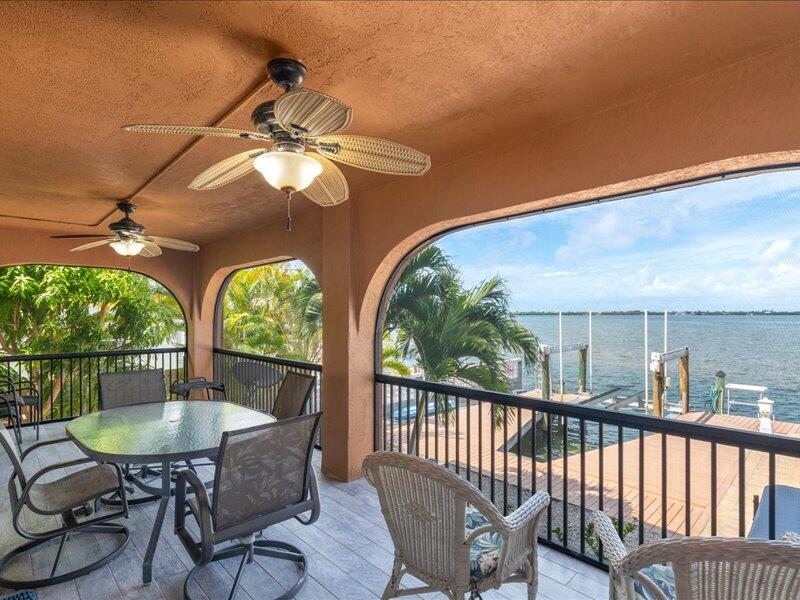 1112 W Shore Drive