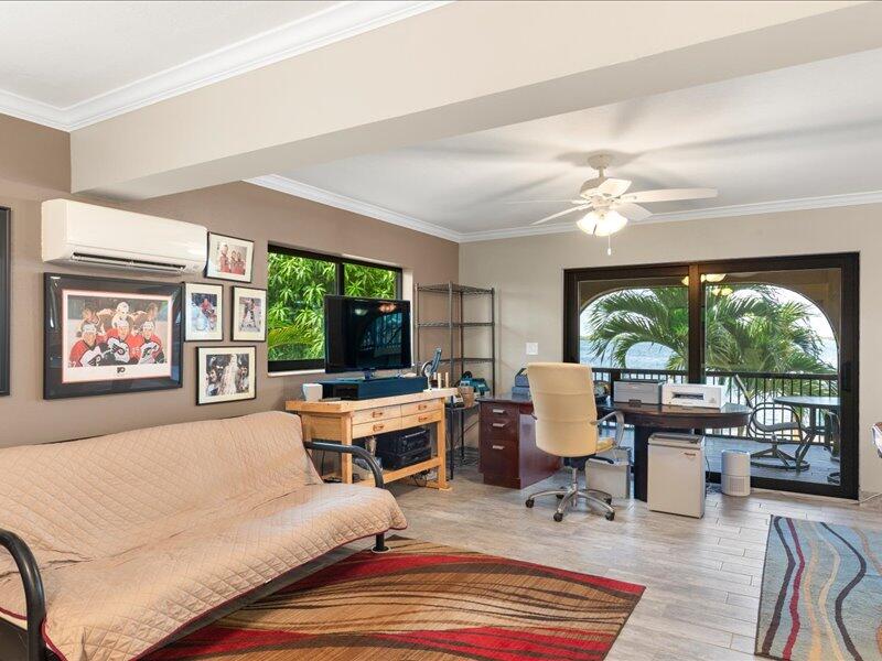 1112 W Shore Drive