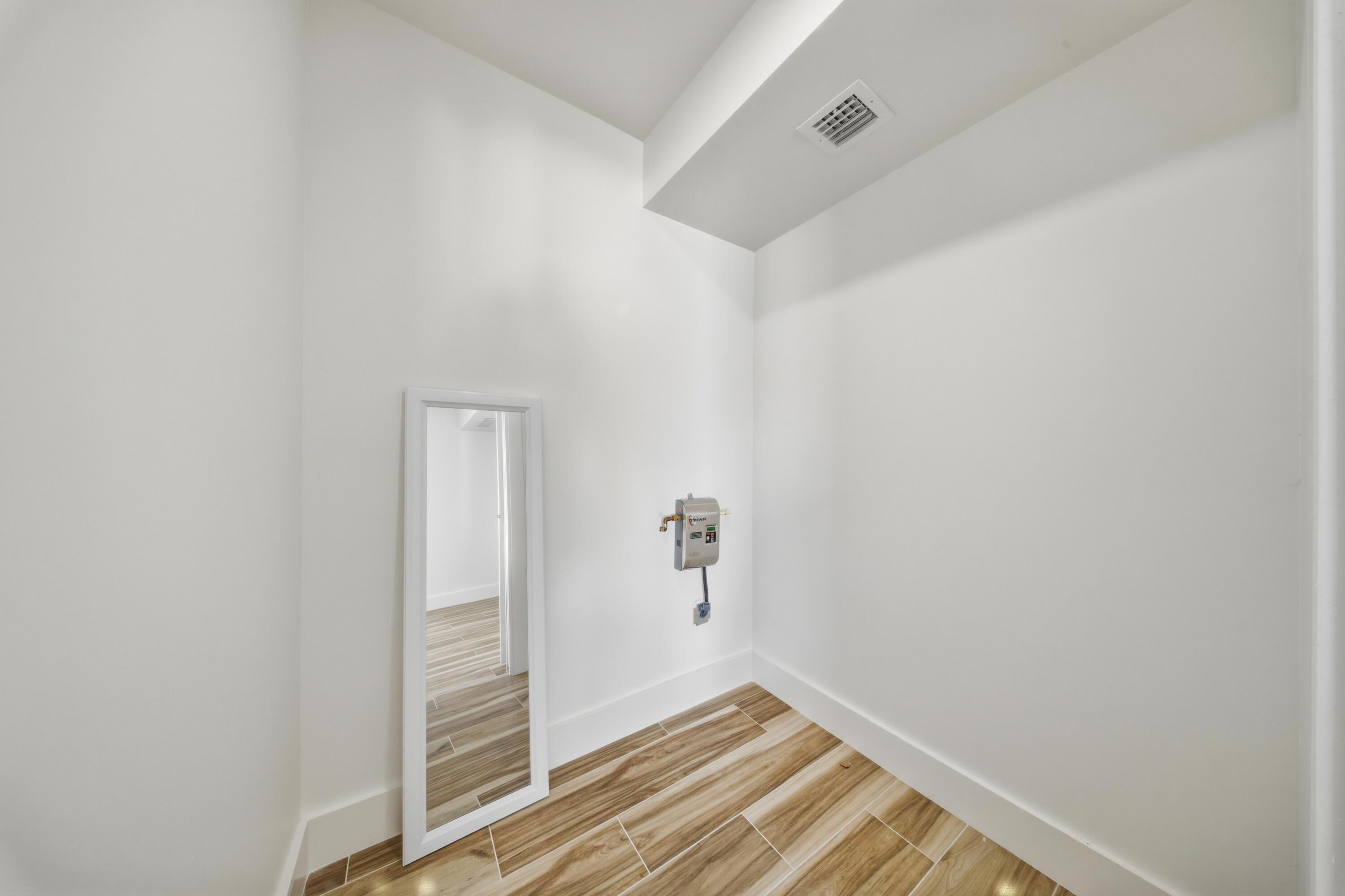 100 E 63rd Street Ocean