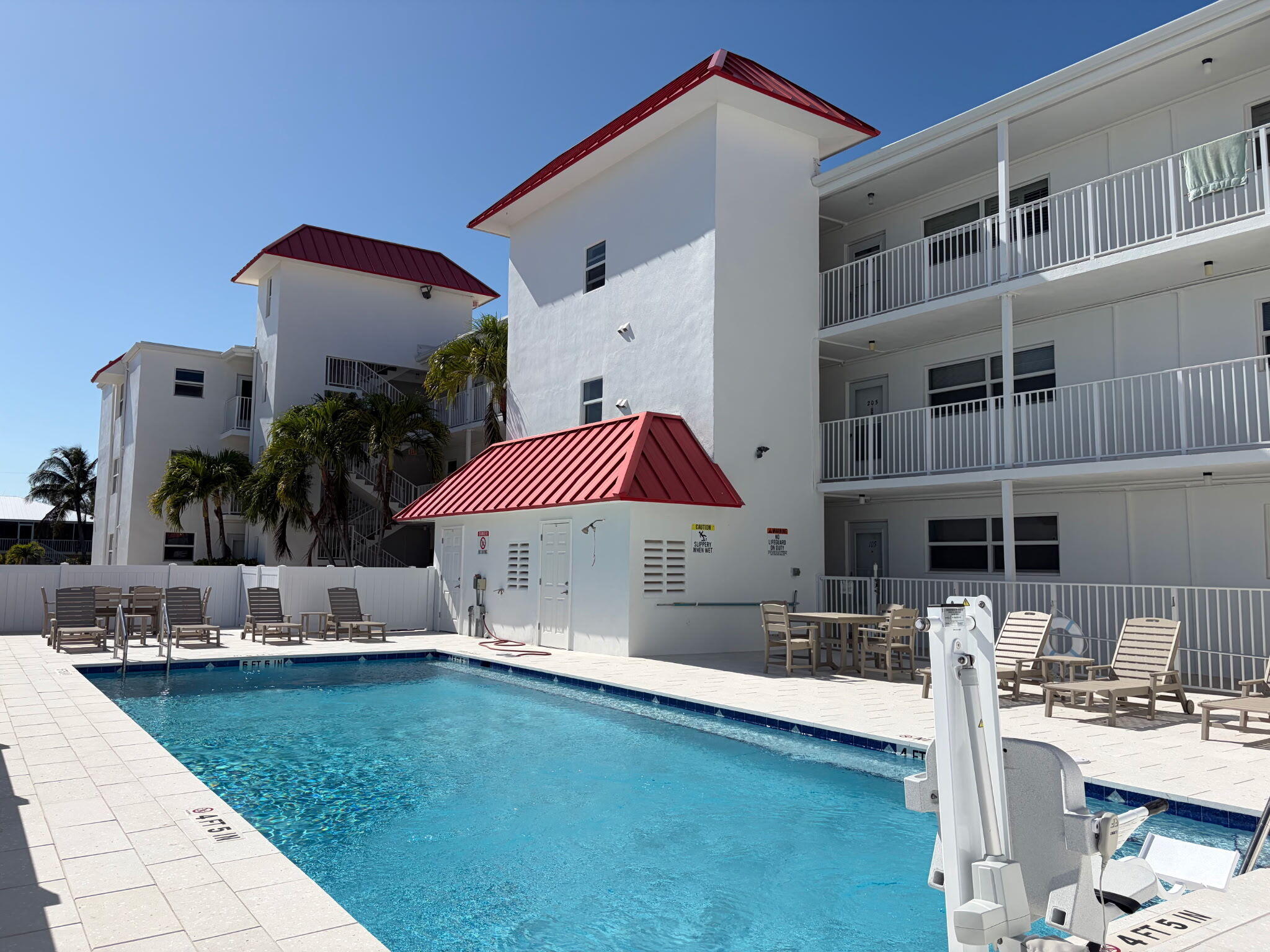 605 Sombrero Beach Road 203