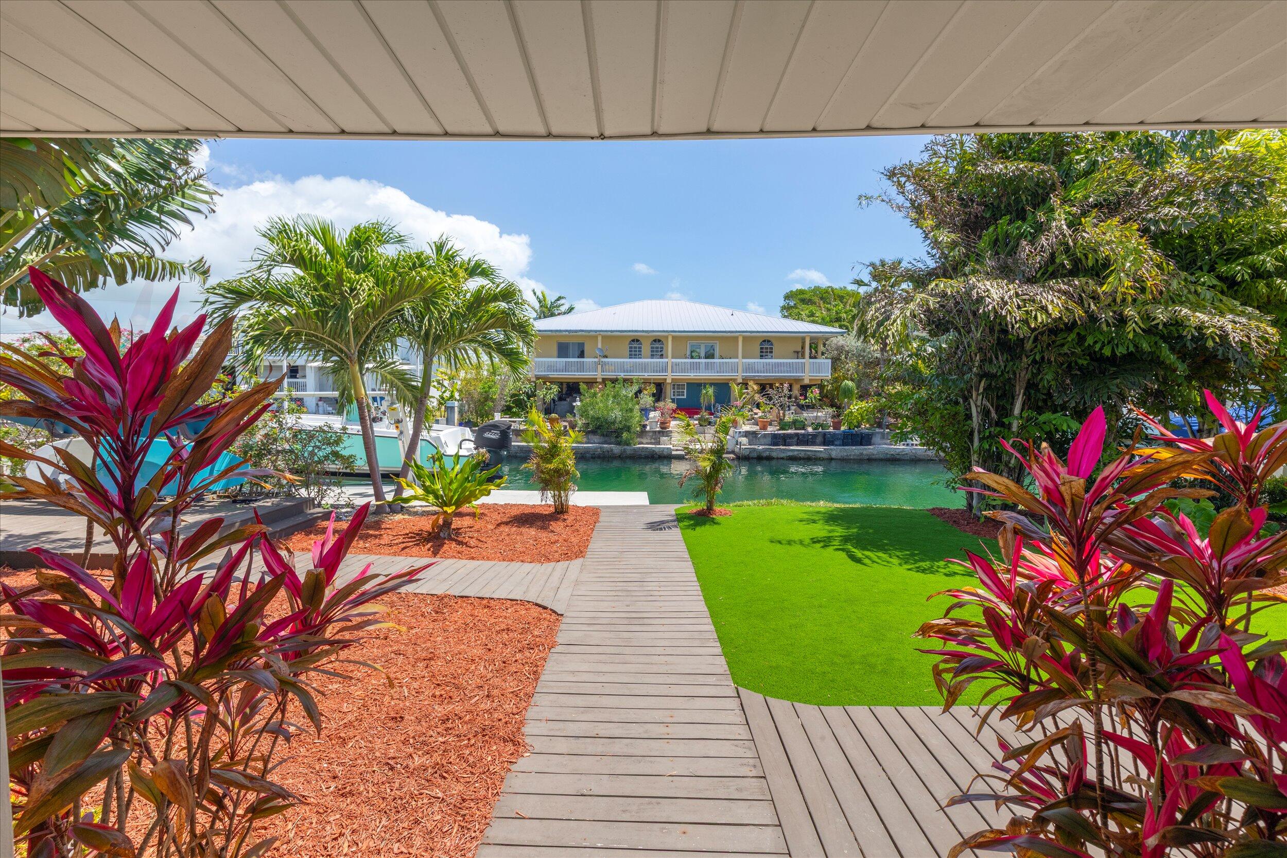 5 Emerald Drive