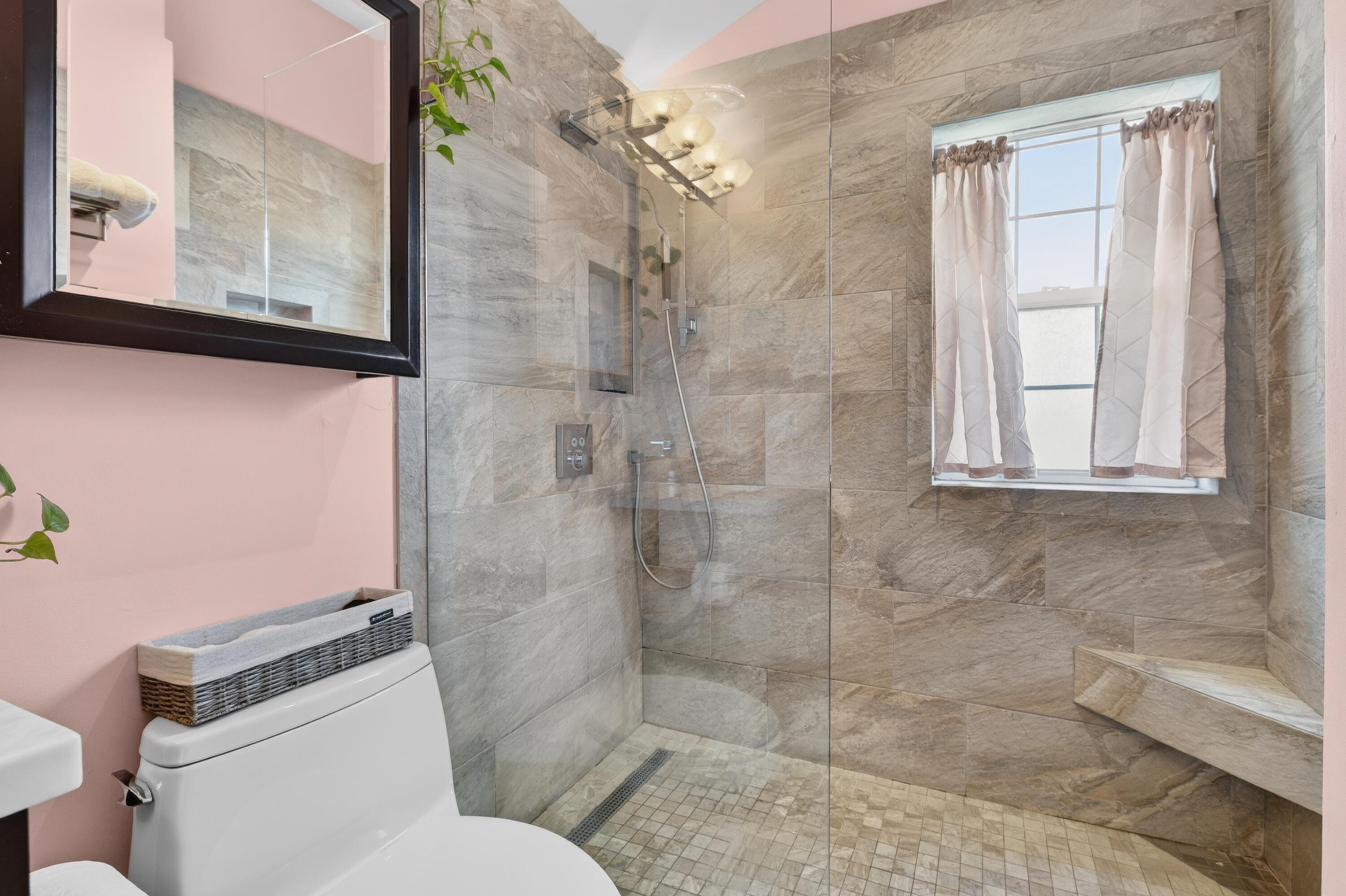 3029 N Roosevelt Boulevard APT 11
