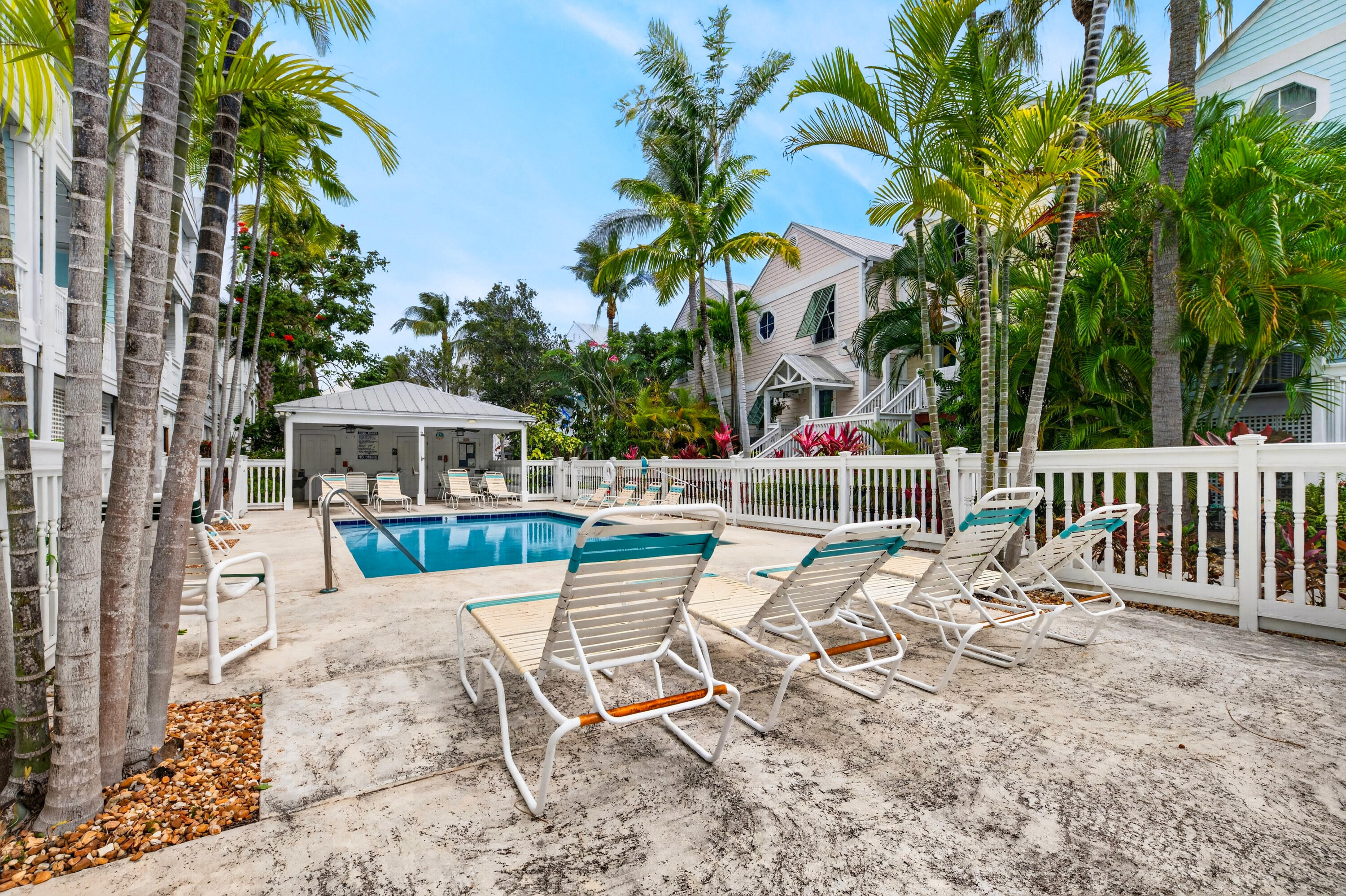 3029 N Roosevelt Boulevard APT 11