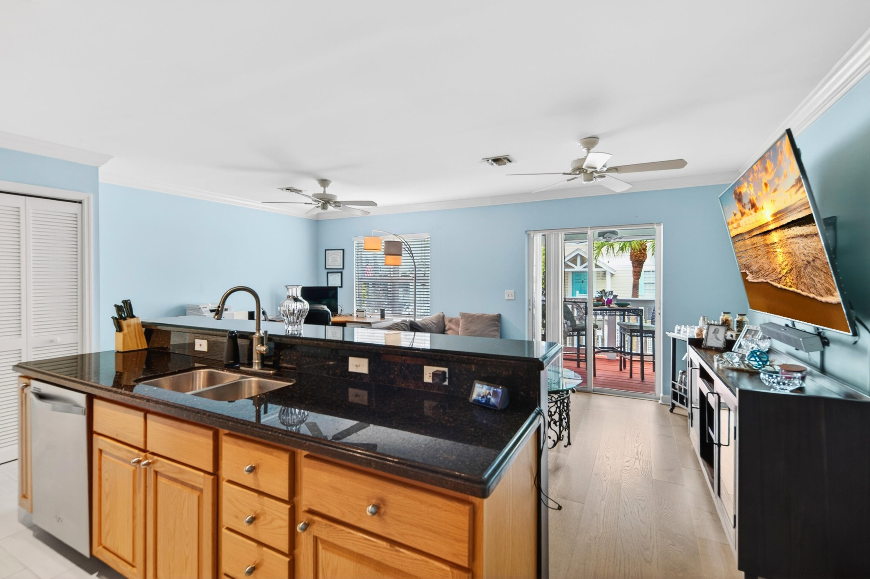 3029 N Roosevelt Boulevard APT 11