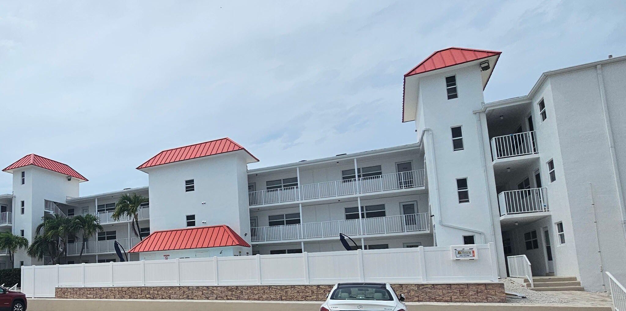 605 Sombrero Beach Road 303