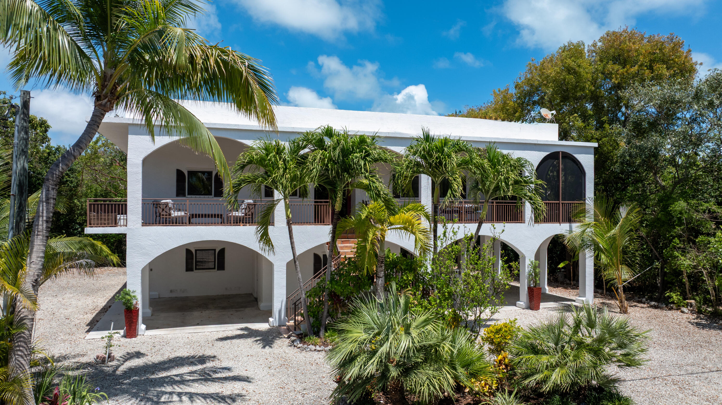 310 North Drive
